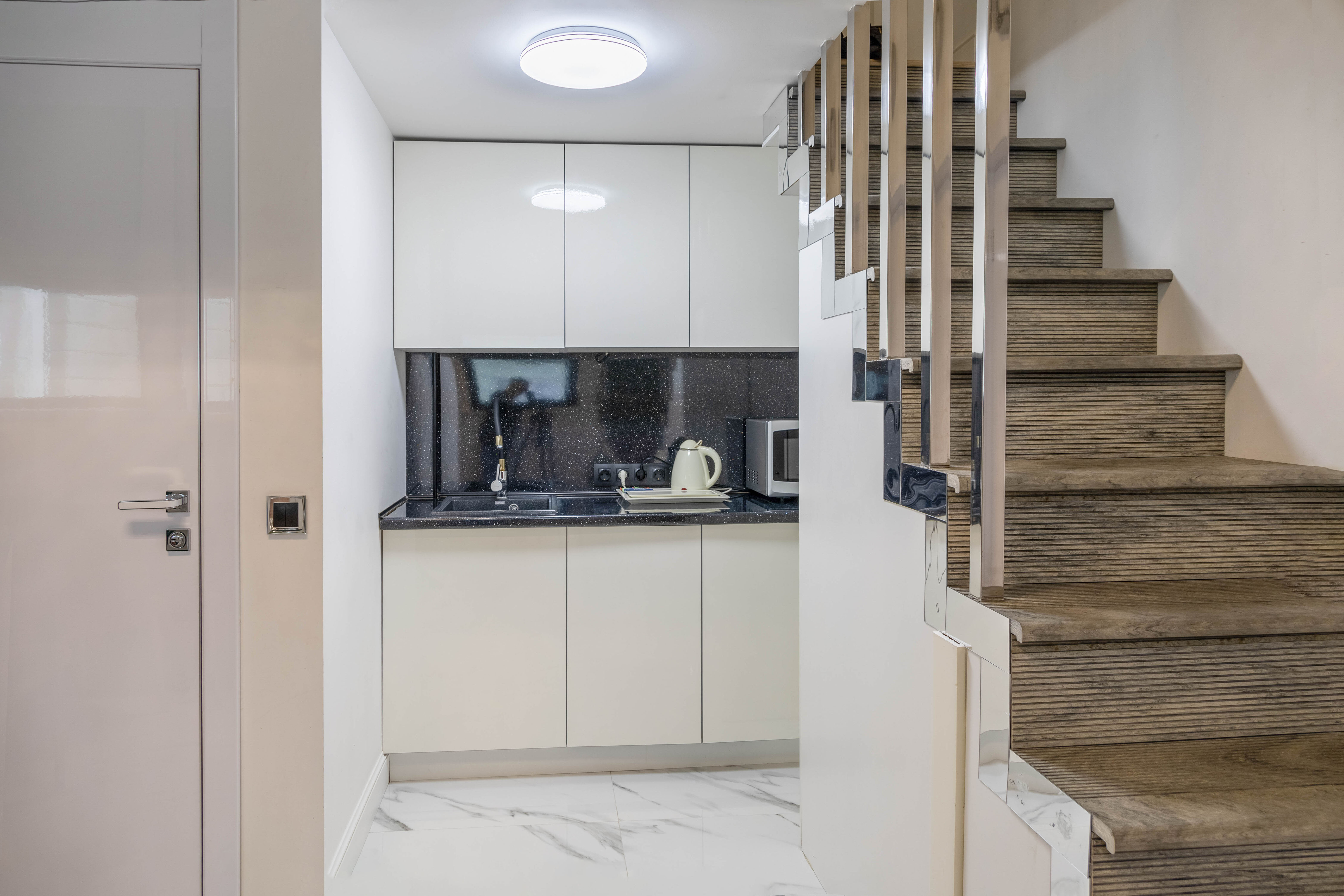 Студия двухуровневая