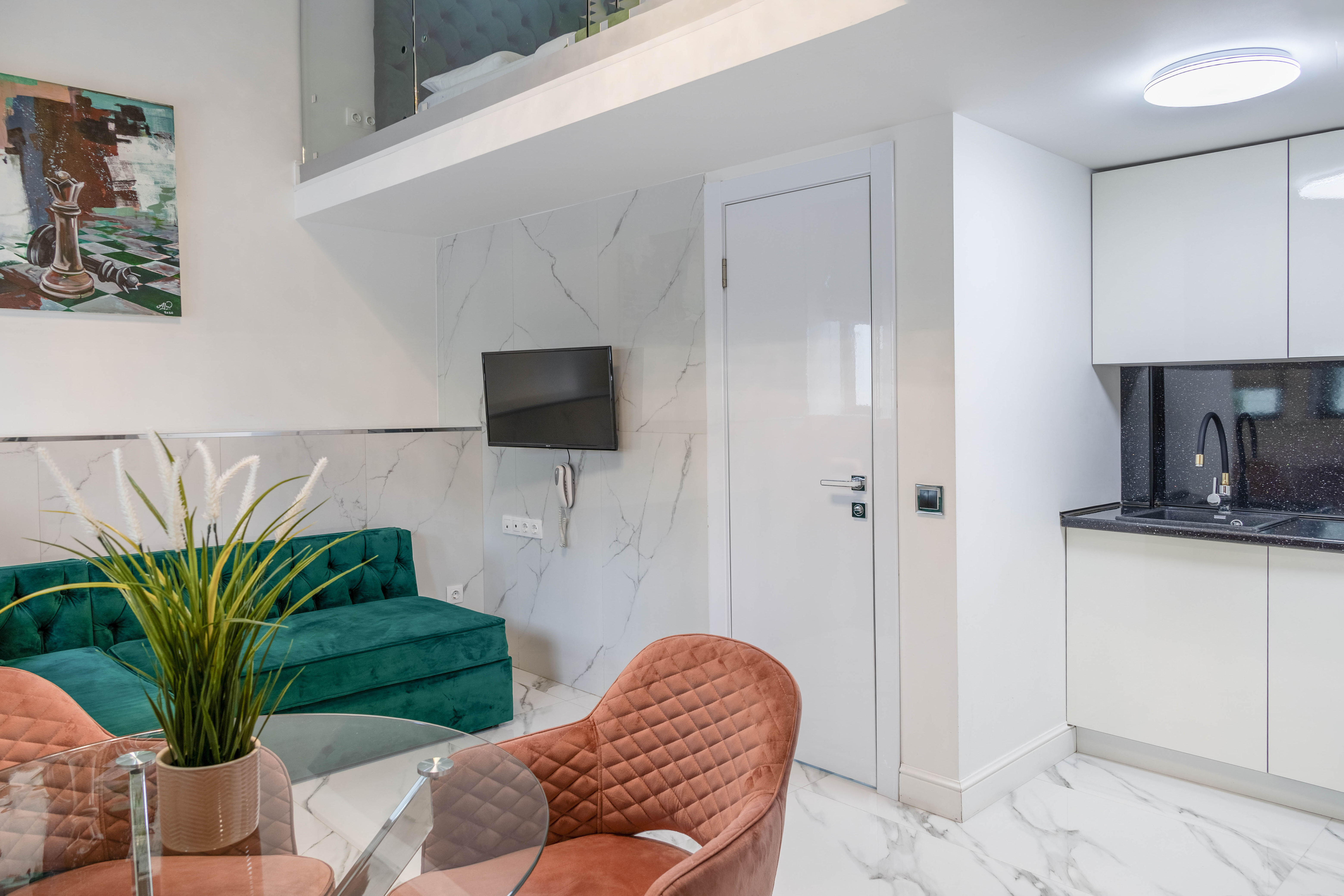 Студия двухуровневая