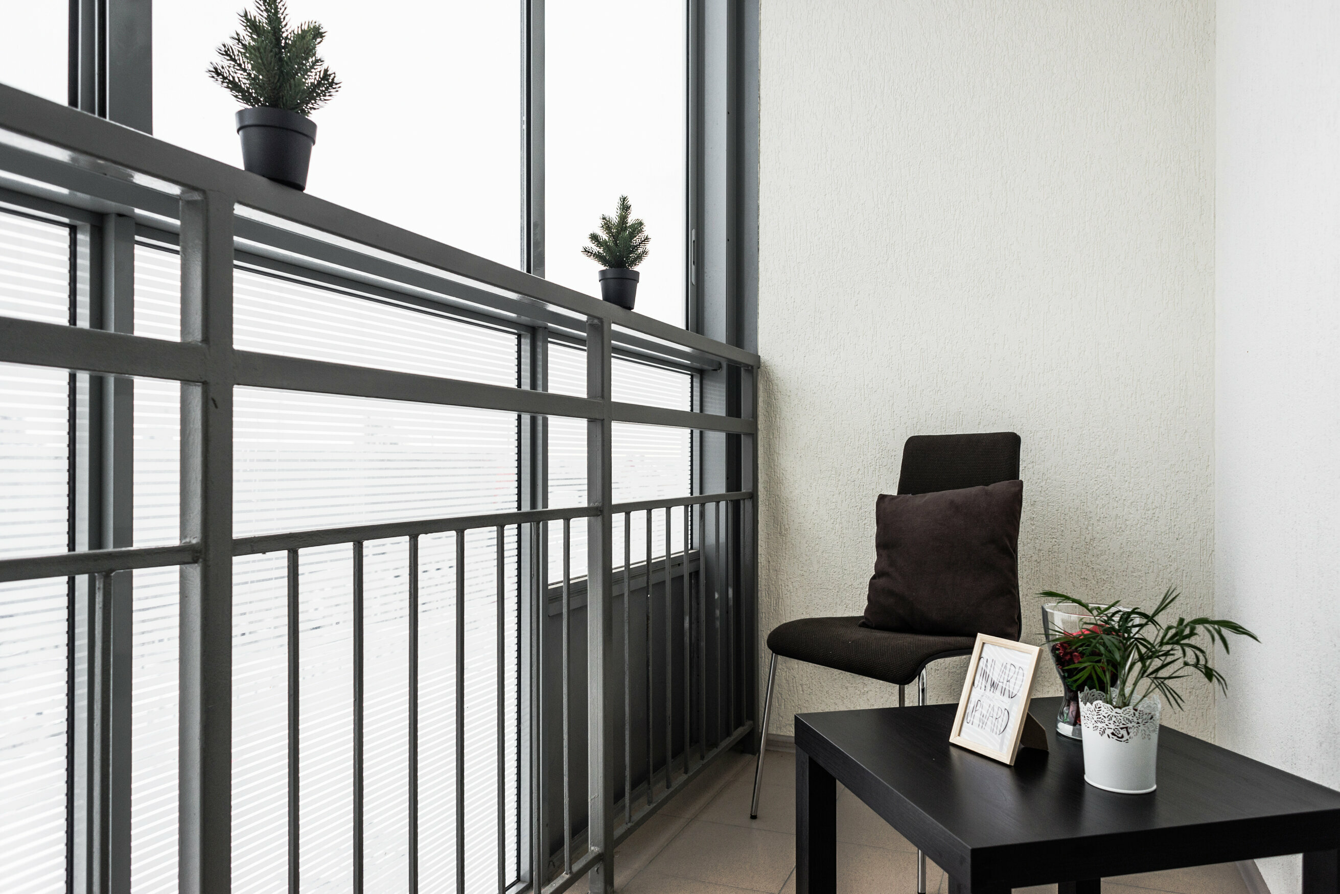 Двухкомнатный номер с балконом на 13 этаже