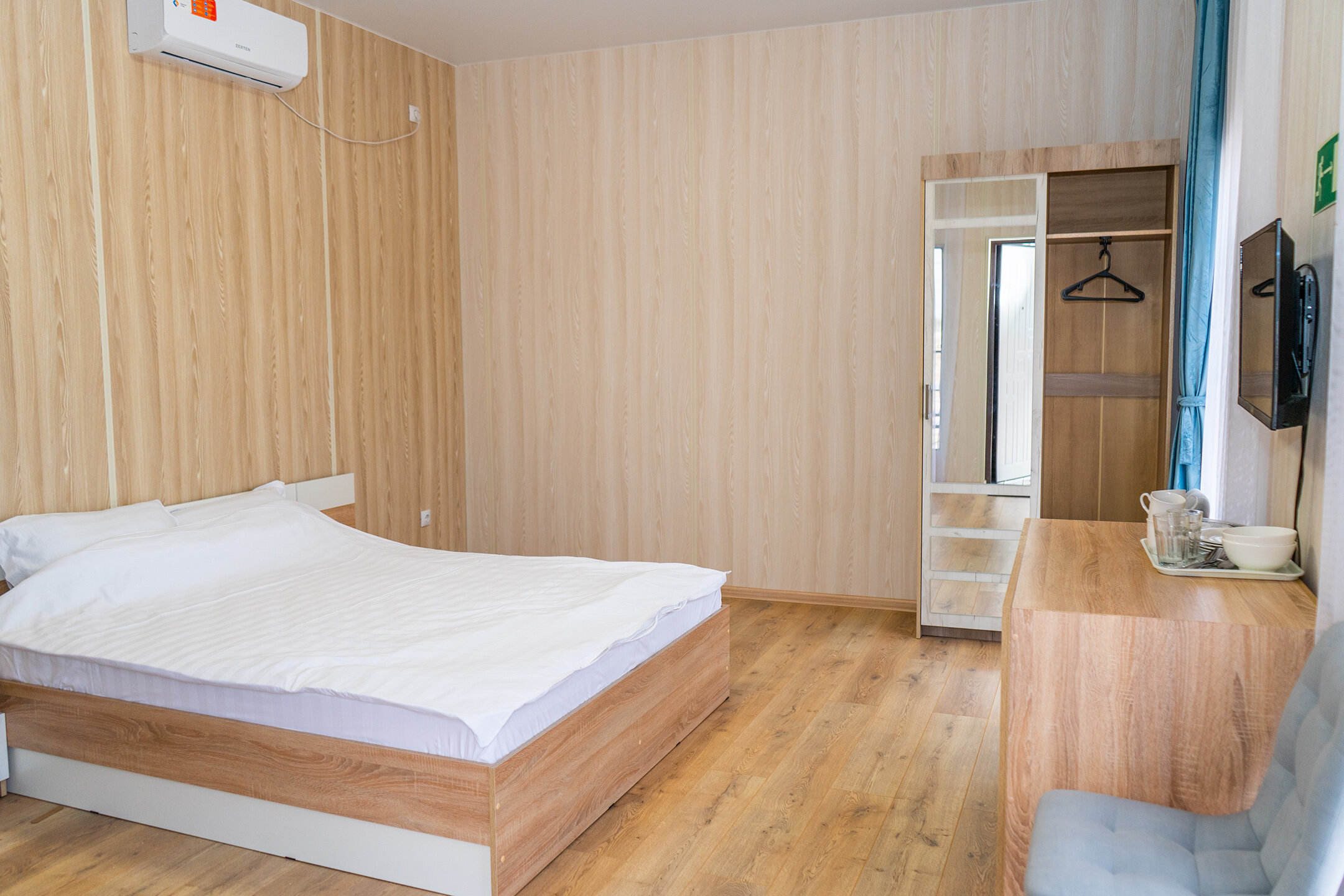 Большой двухместный номер с 1 кроватью