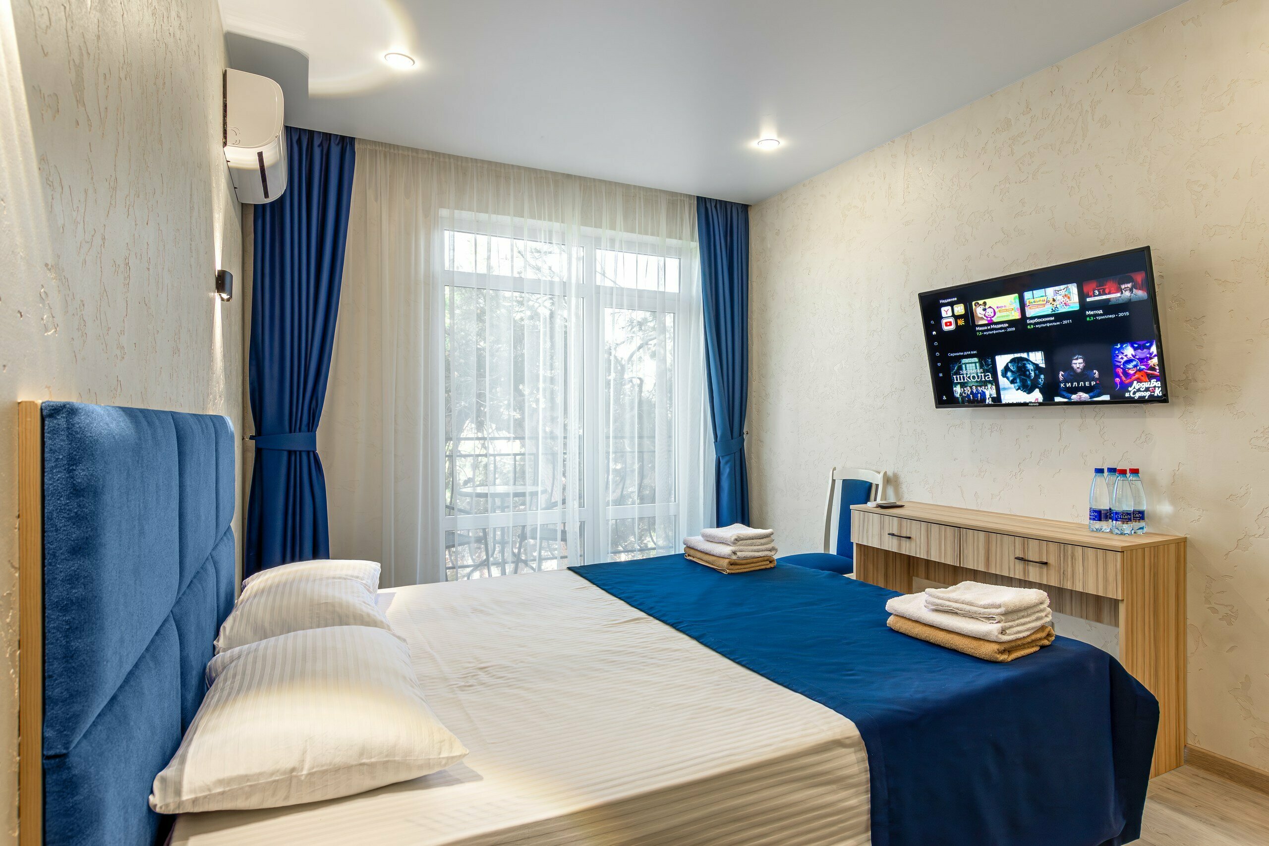 Двухместный номер Deluxe с кроватью размера "KingSize" и балконом