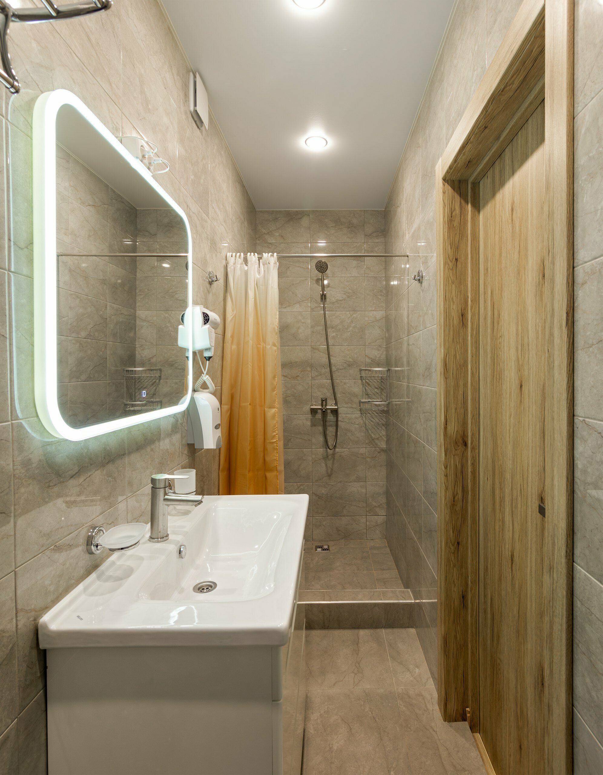 Двухместный номер Deluxe с кроватью размера "KingSize"