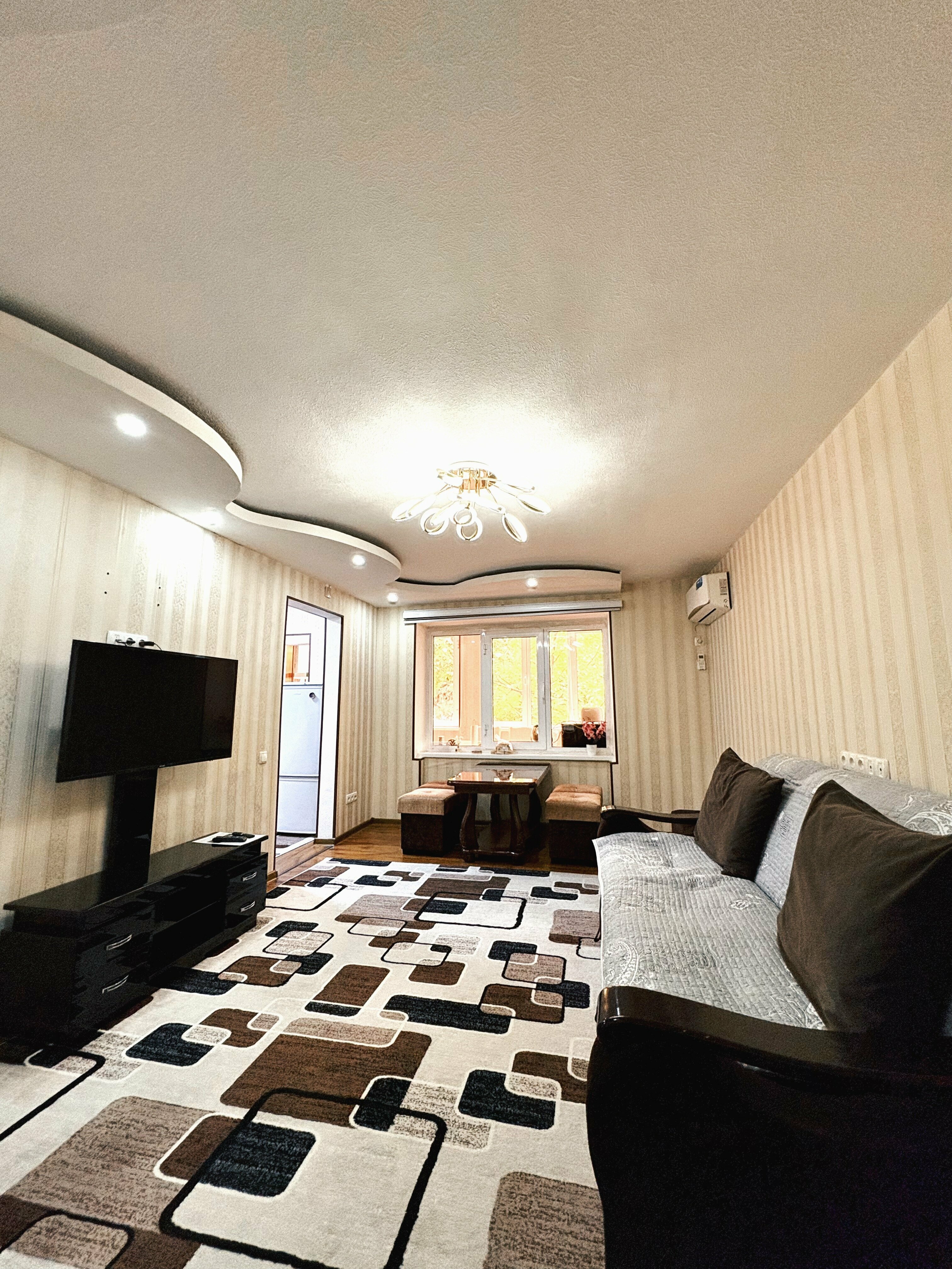 Cемейный номер с собственной ванной комнатой