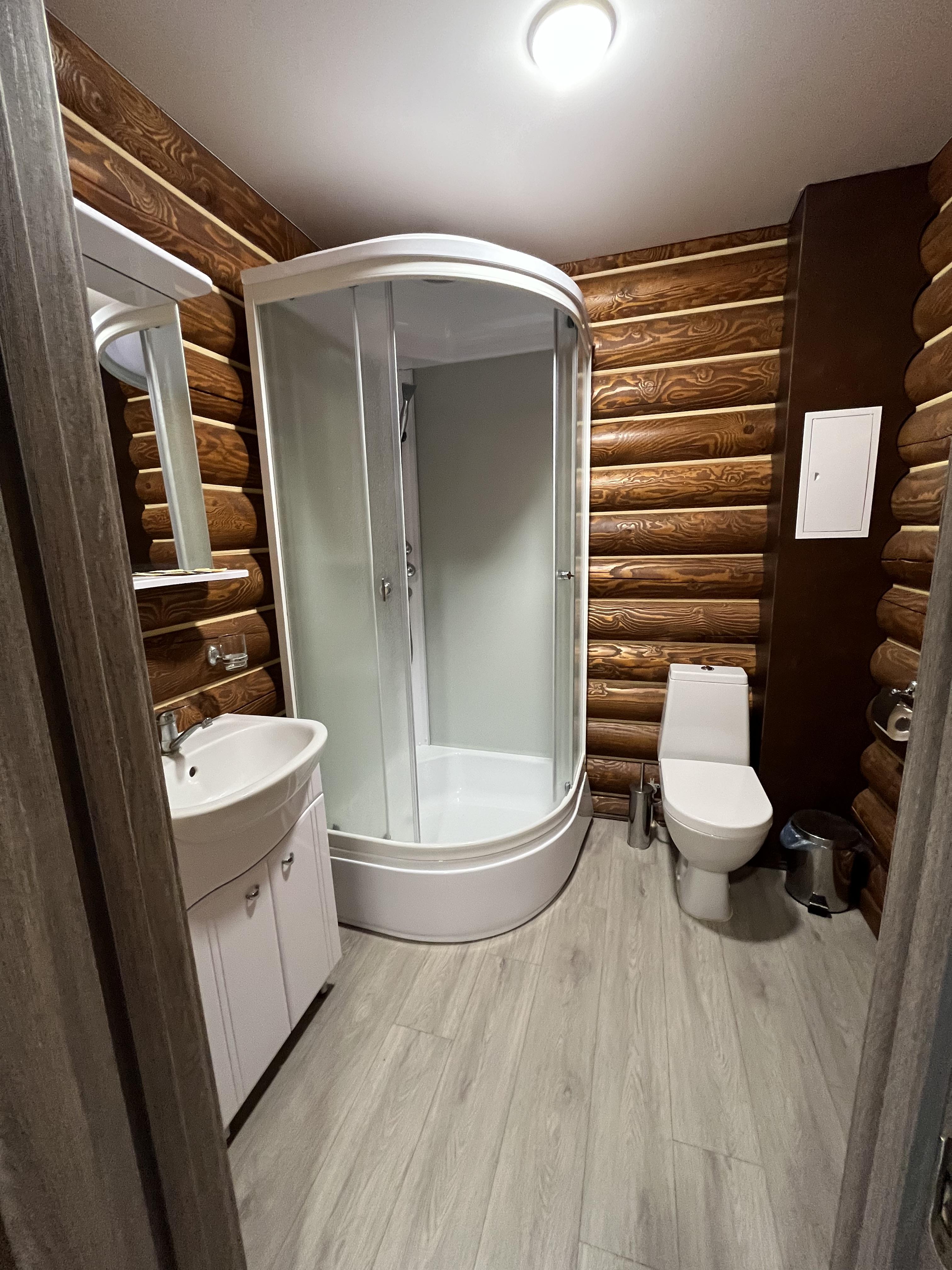 Двухместный номер с 1 кроватью и балконом