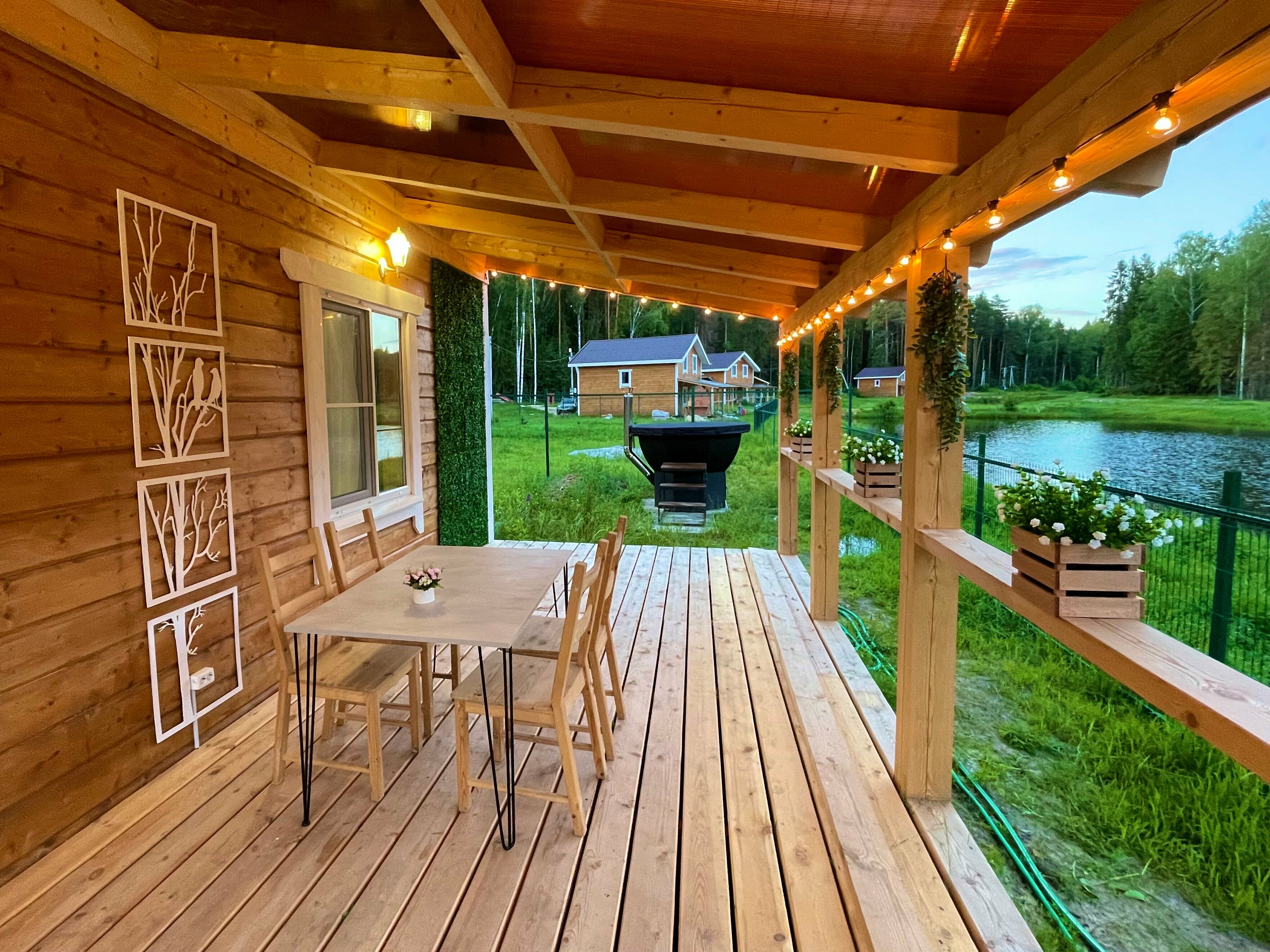 Дом с видом на озеро