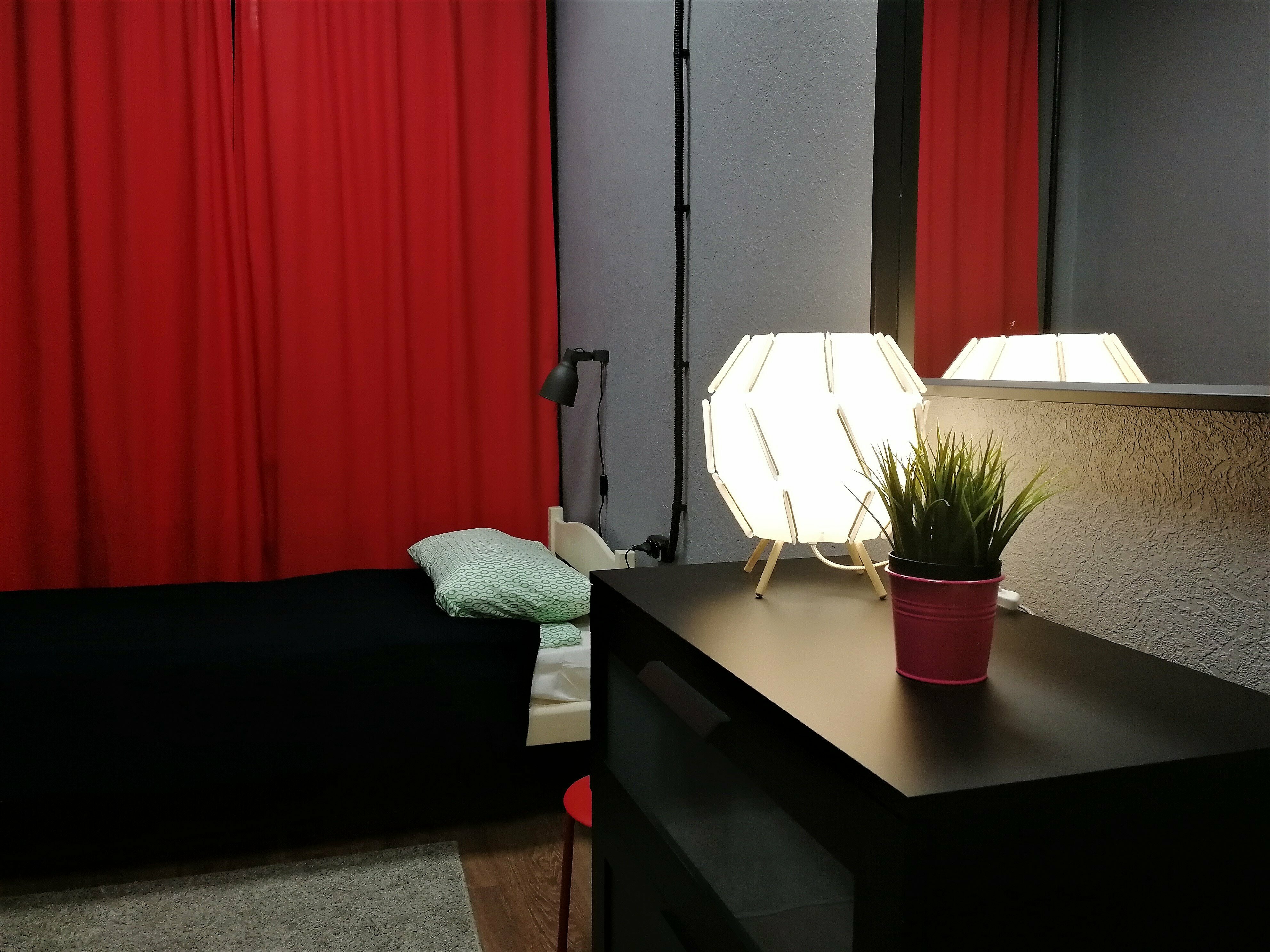 Двухместный номер с 2 отдельными кроватями и окном