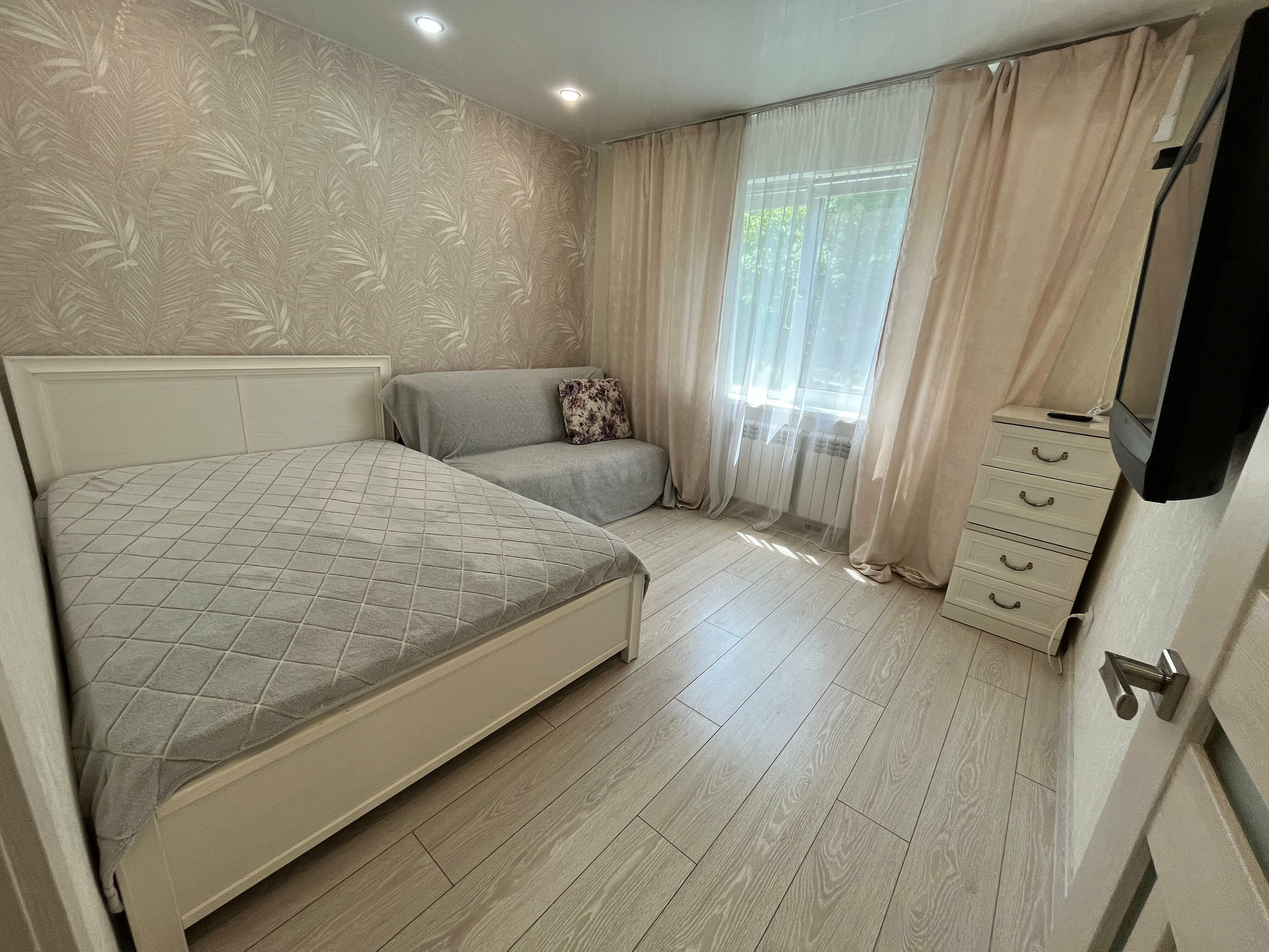 Cемейный номер с собственной ванной комнатой