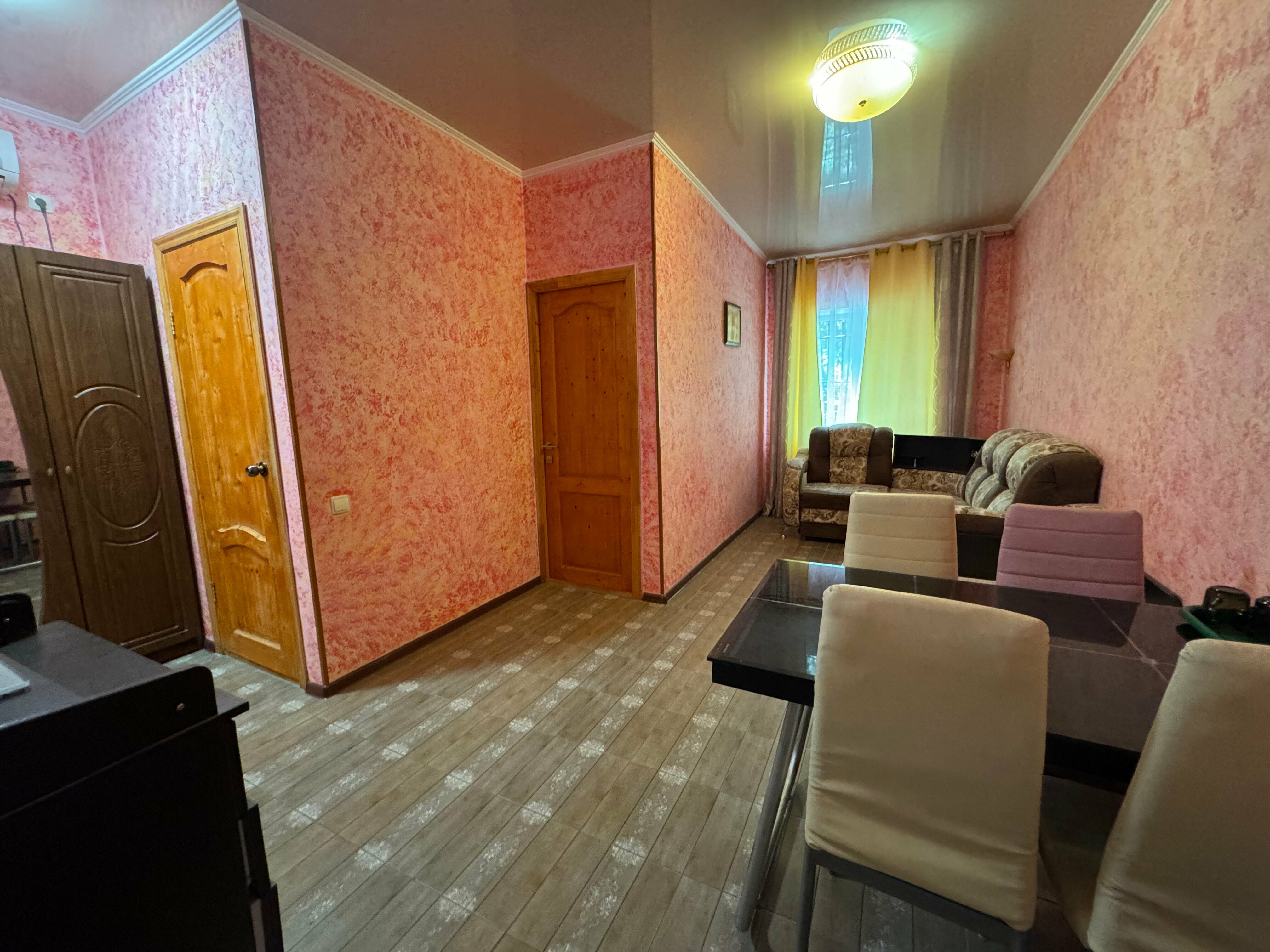 Семейный двухкомнатный номер