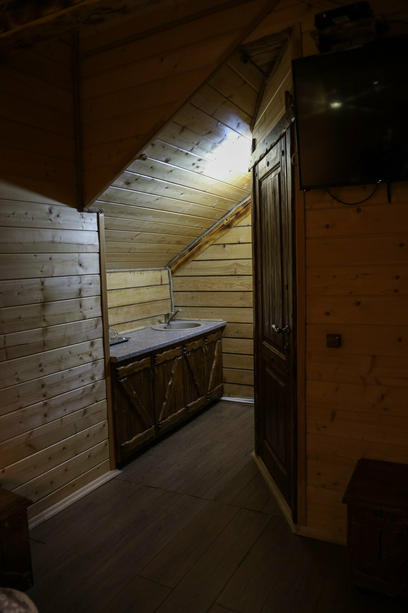 4-местн. в домике (4разд. кровати) №25 №26  цена за номер