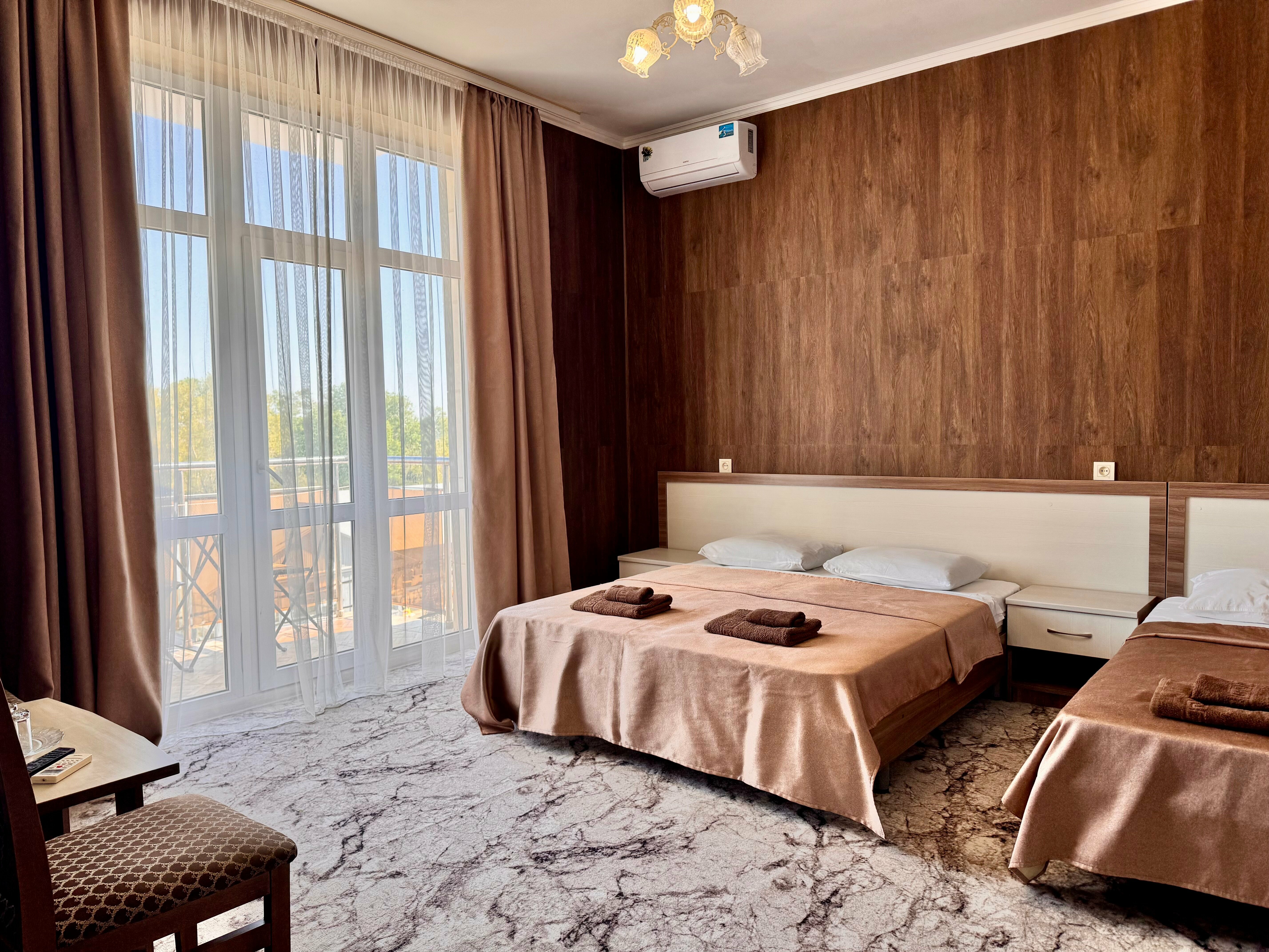 3- х местный Стандарт ПЛЮС с балконом