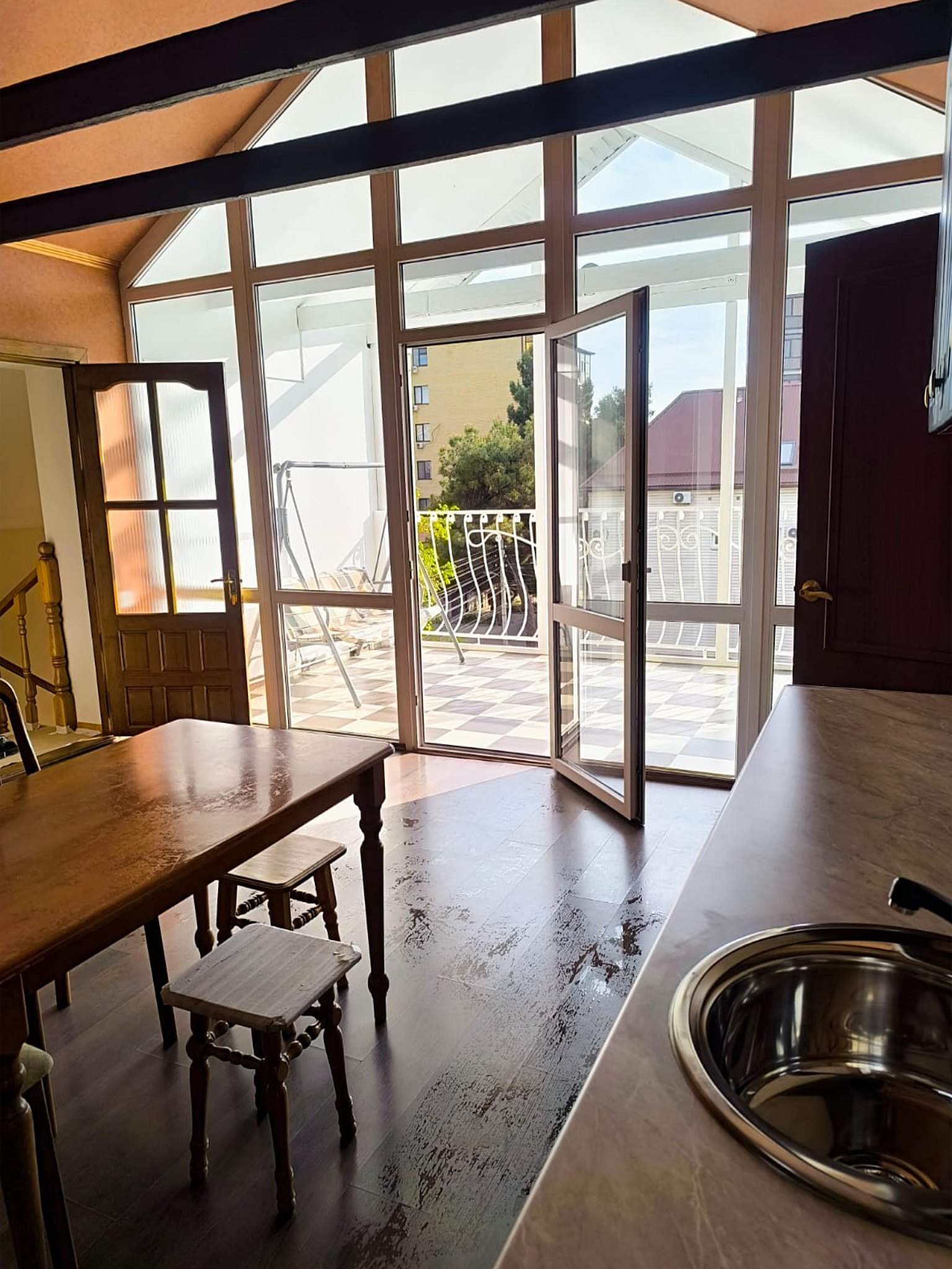 Номер-студия с балконом