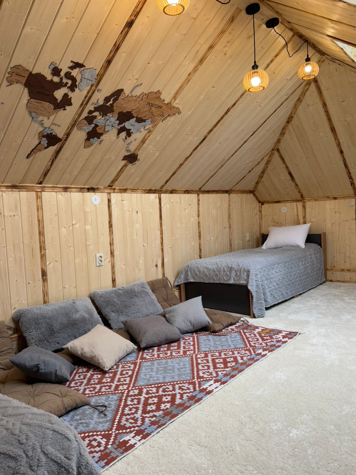 Двухуровневый четырехместный номер