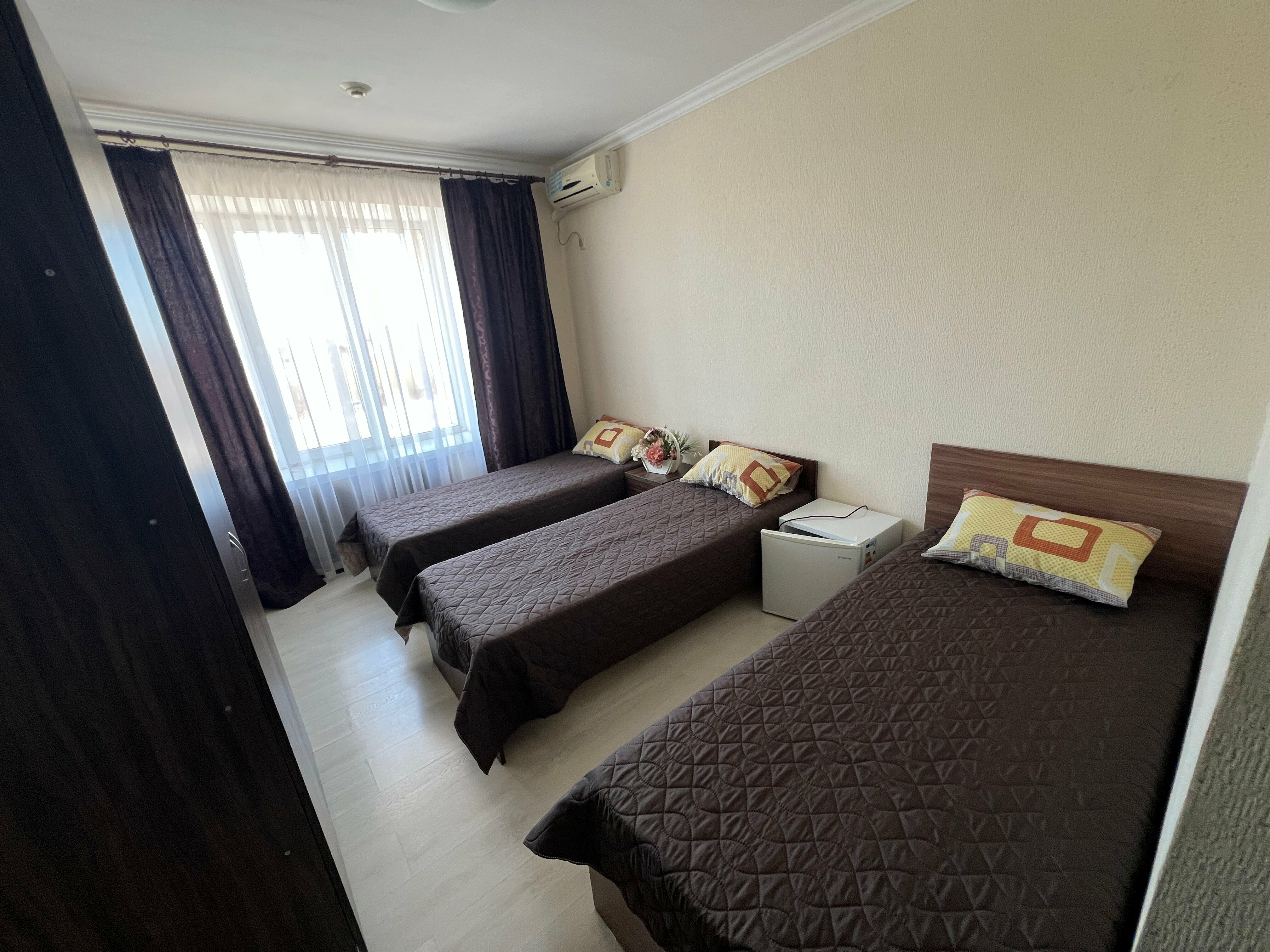 Стандартный трехместный номер