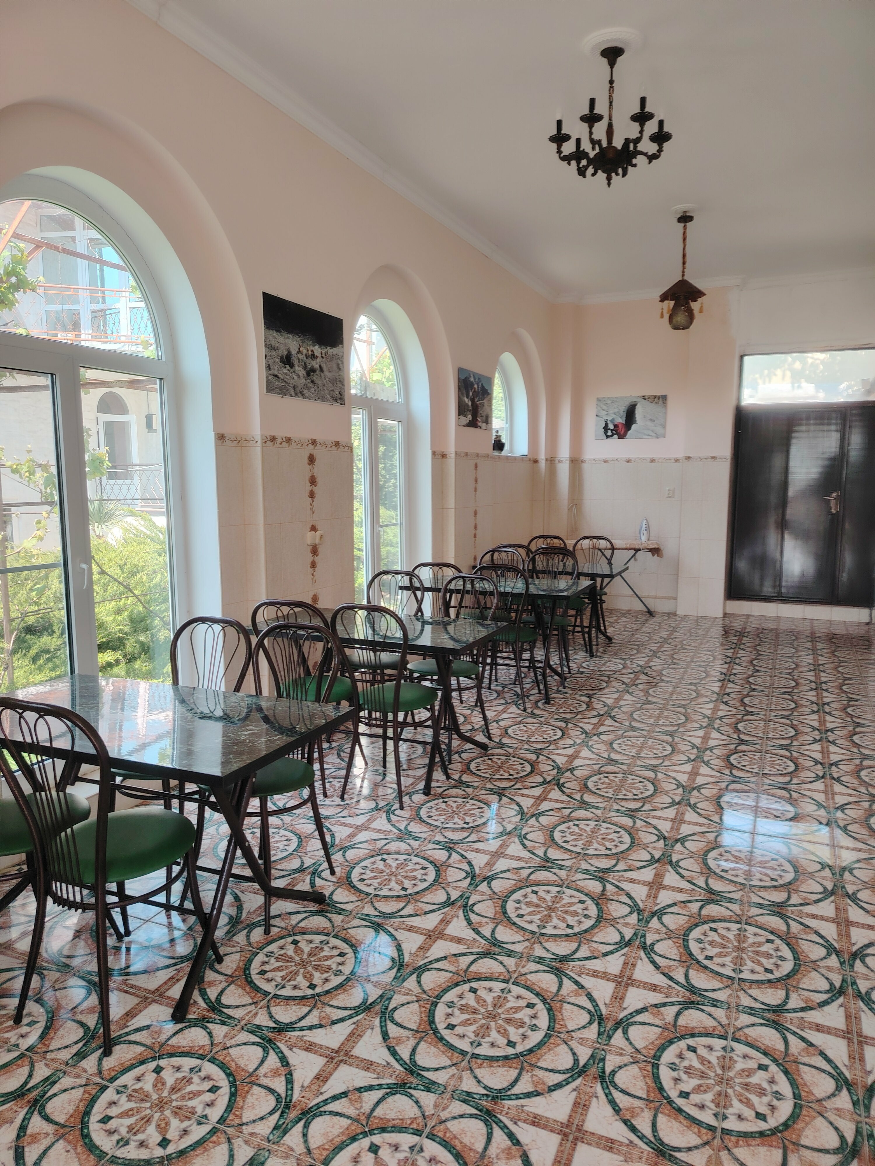 Трехместный номер с видом на город