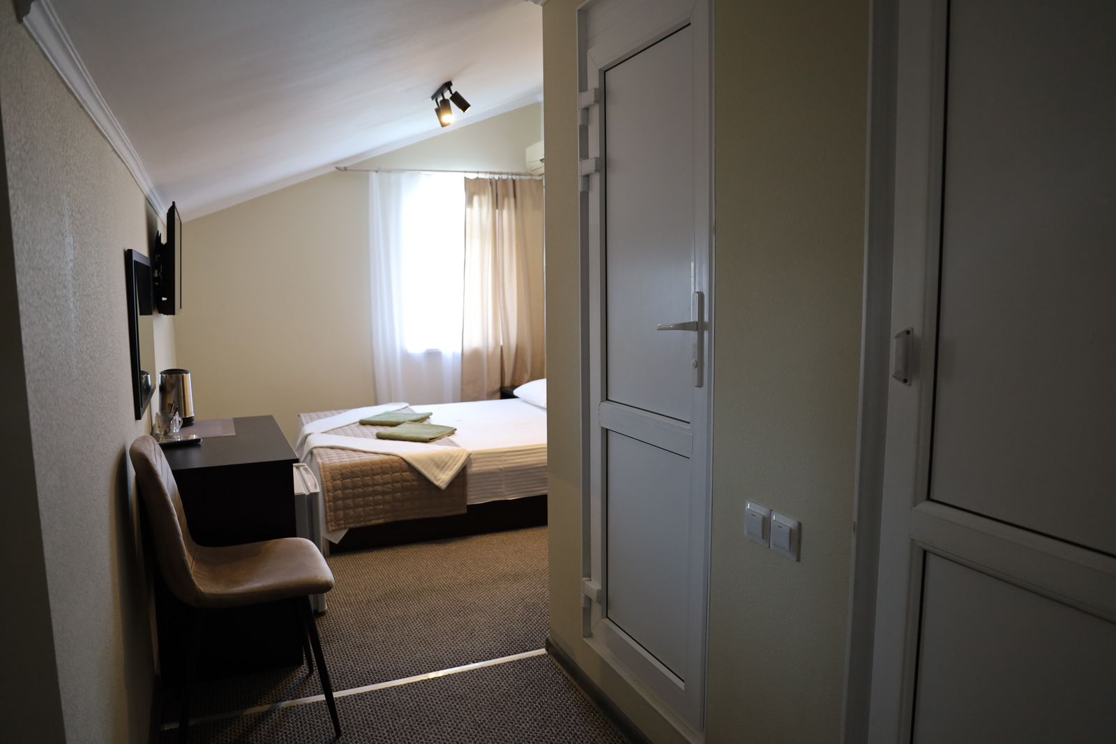 Семейный номер с видом на море