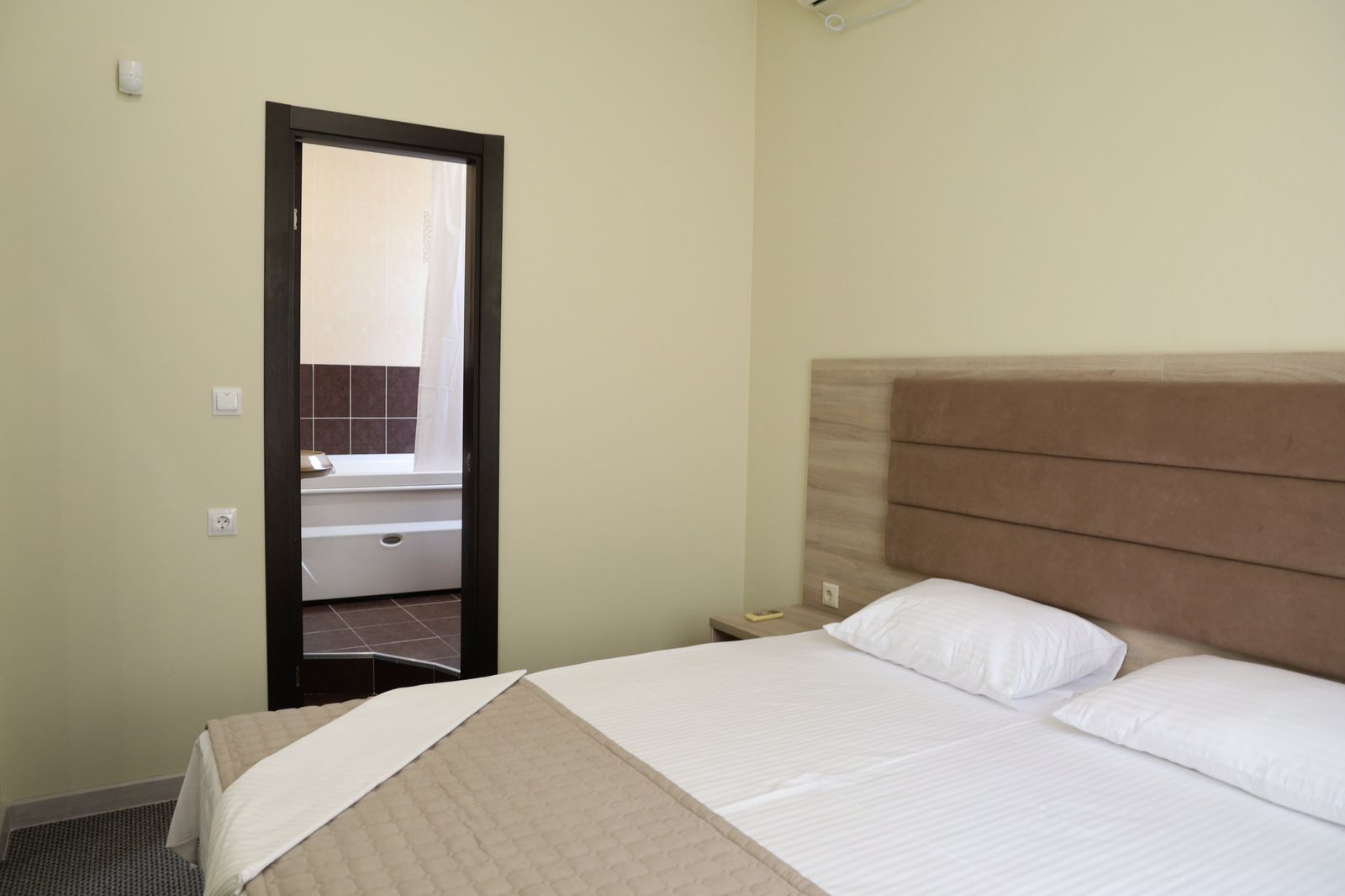 Семейный номер с террасой