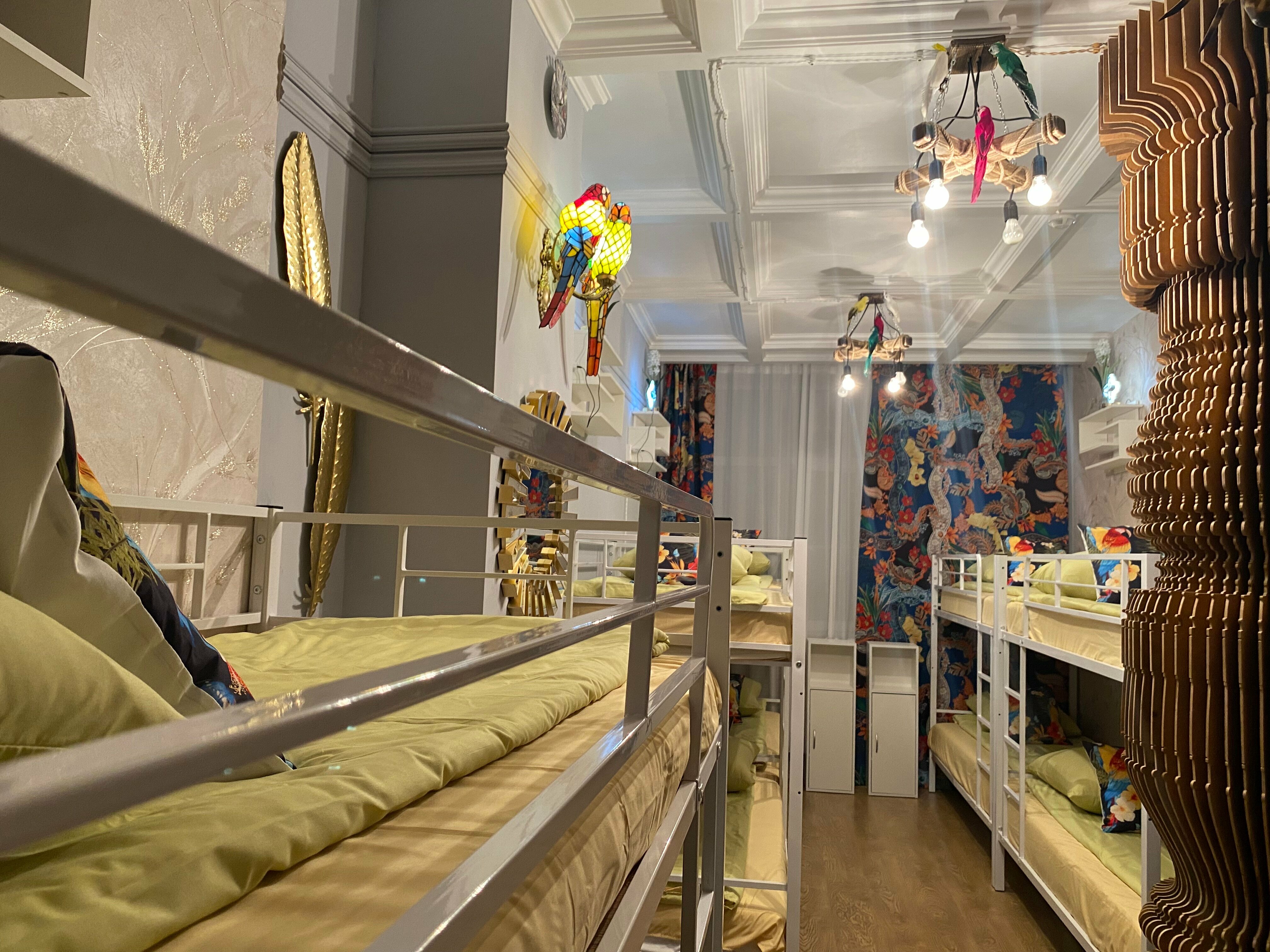 Общий 10-местный номер для мужчин и женщин