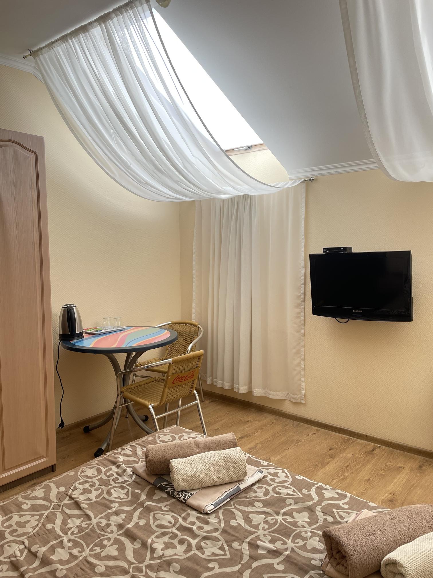 Улучшенный номер с кроватью размера «king-size»