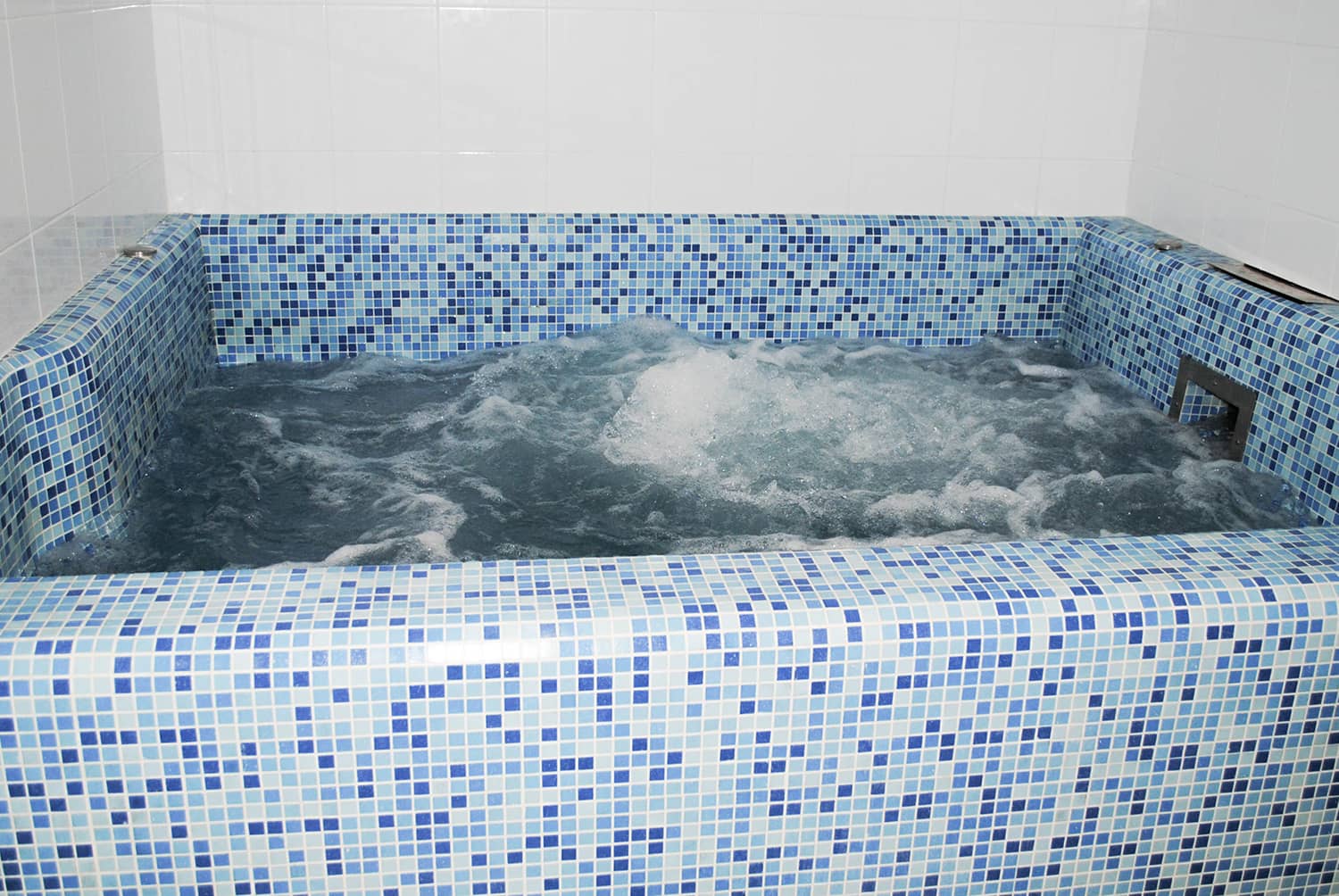 Номер с сауной, хаммамом и мини бассейном