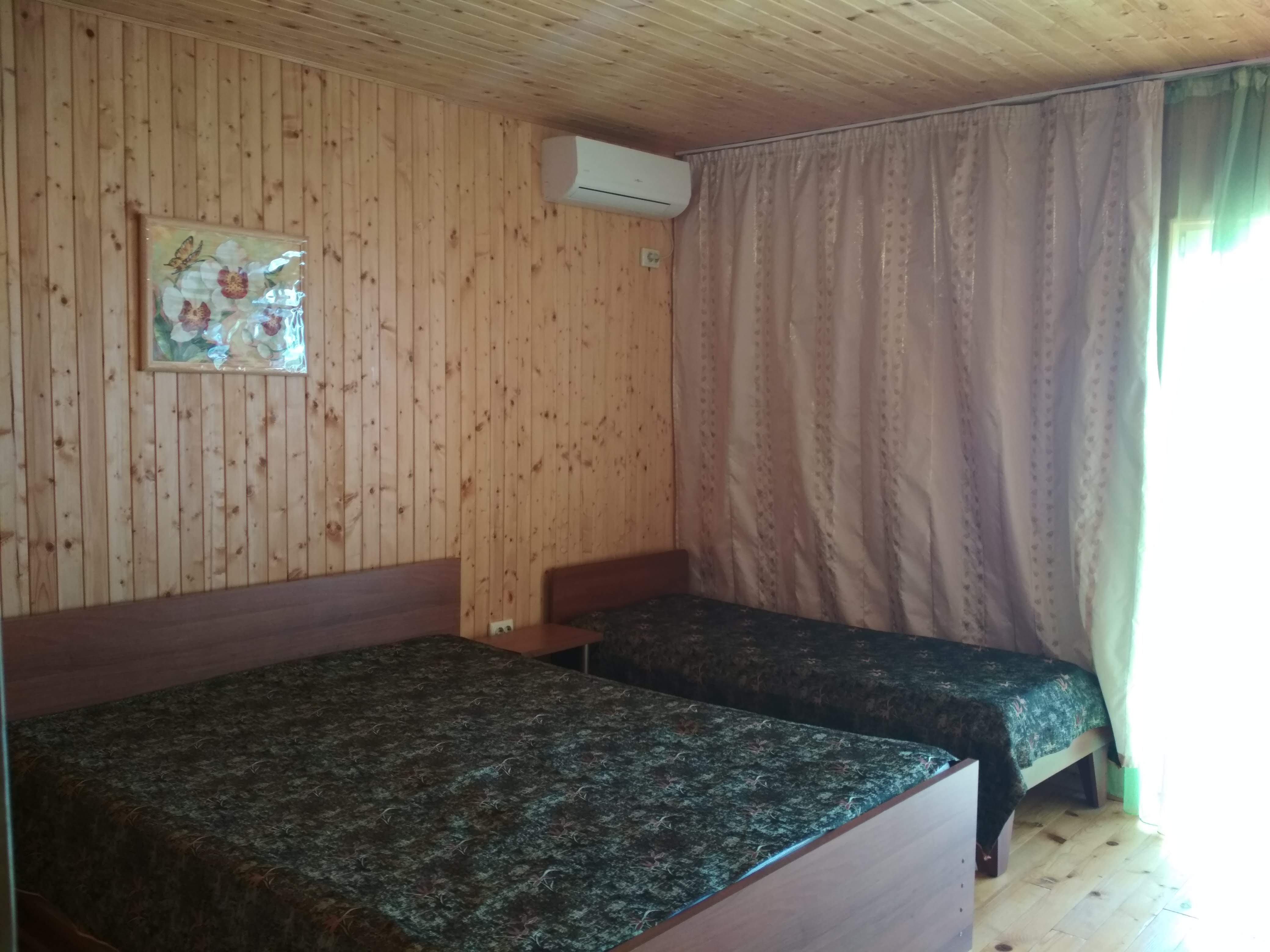 Бюджетный трехместный номер