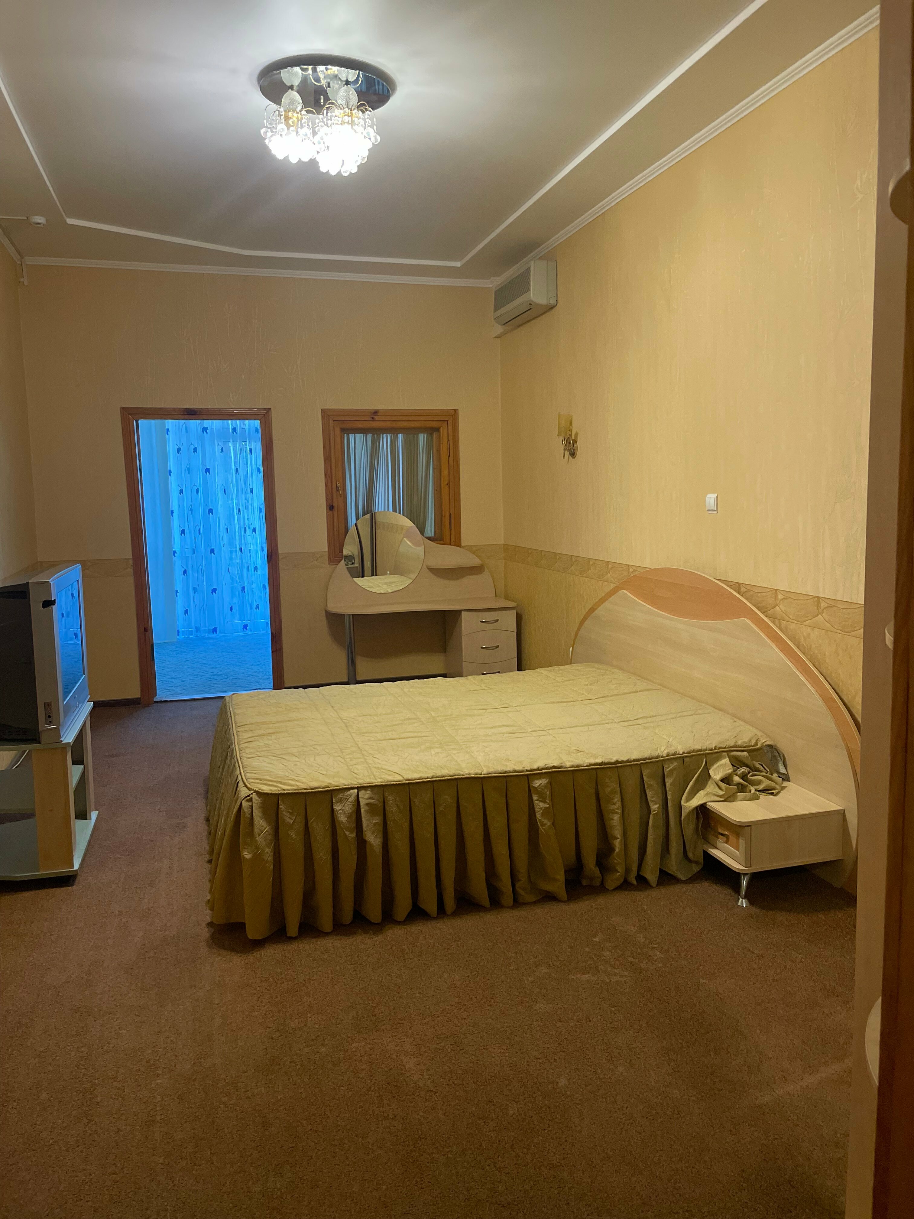 Четырехкомнатный номер с двумя балконами