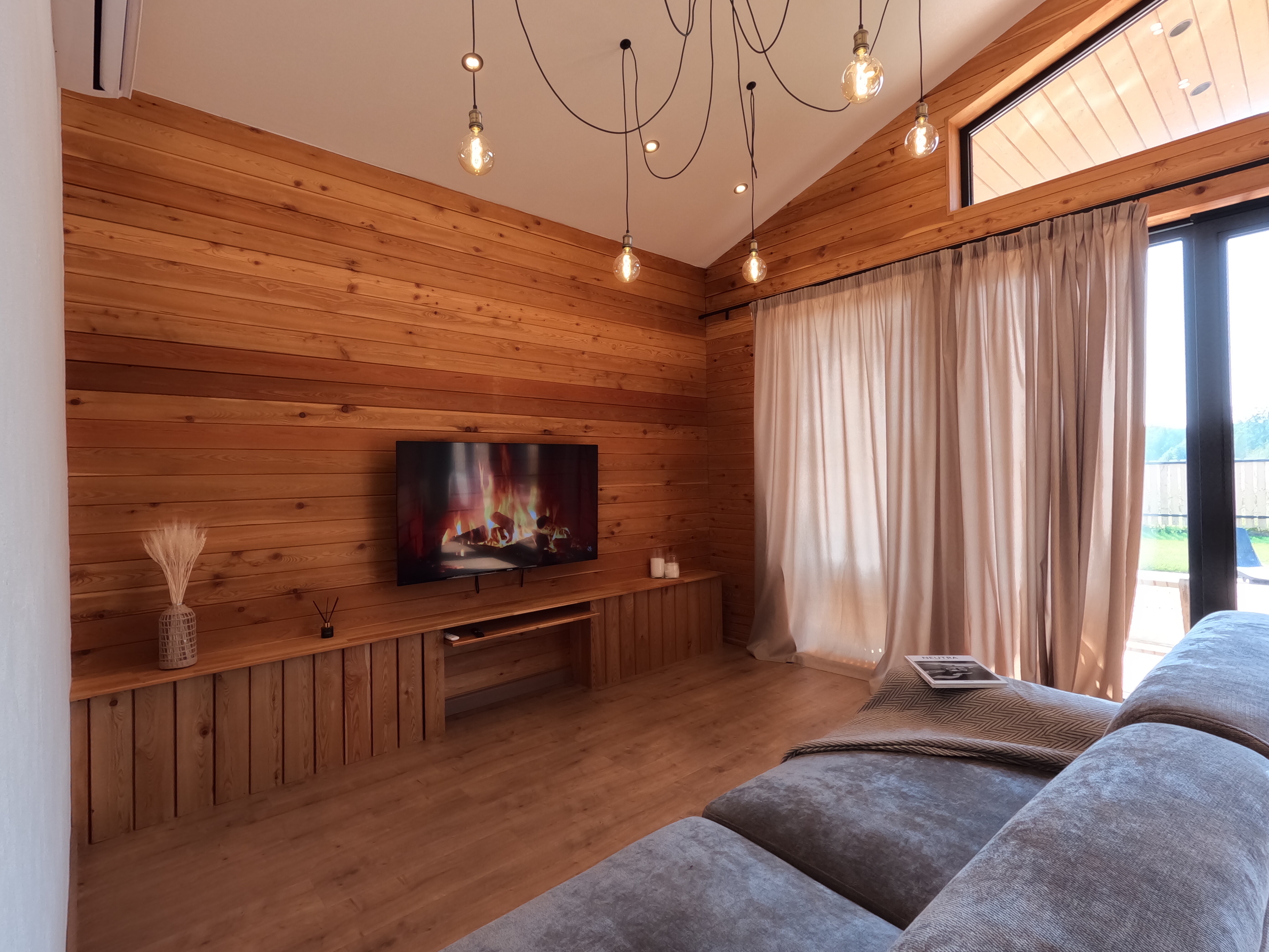 Лодж c двумя спальнями и купелью