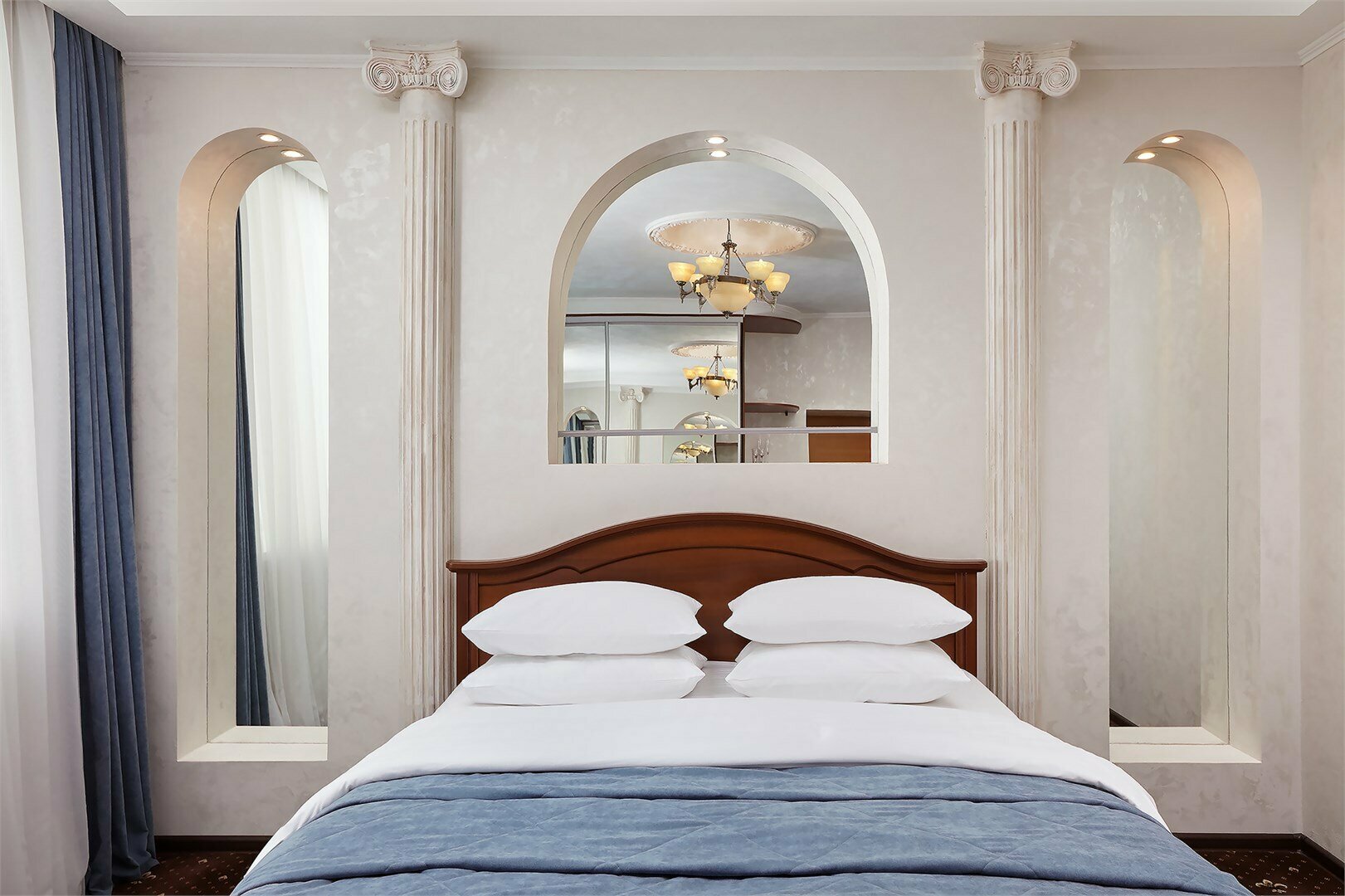 Комфорт двухместный с одной двуспальной кроватью (КОРПУС 2)