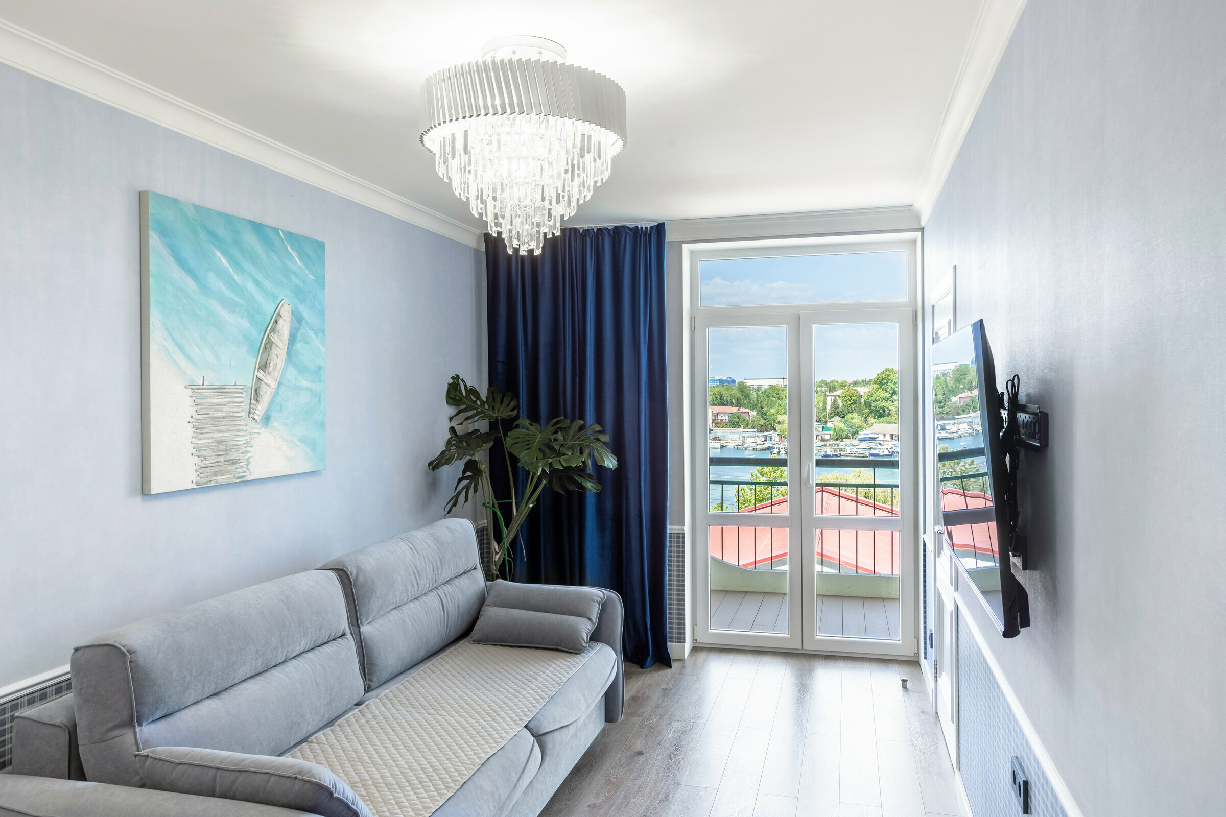 Двухкомнатные апартаменты с видом на море