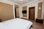 DeLuxe №1 в Артау