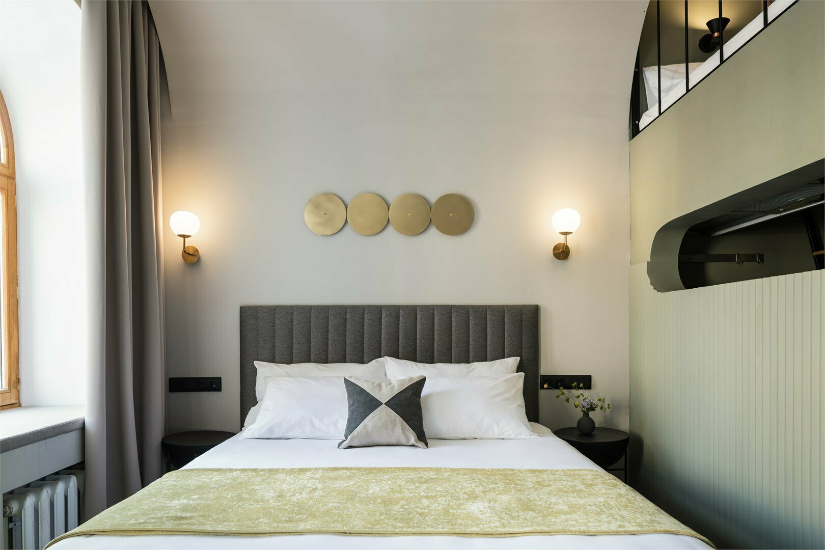 Номер Делюкс