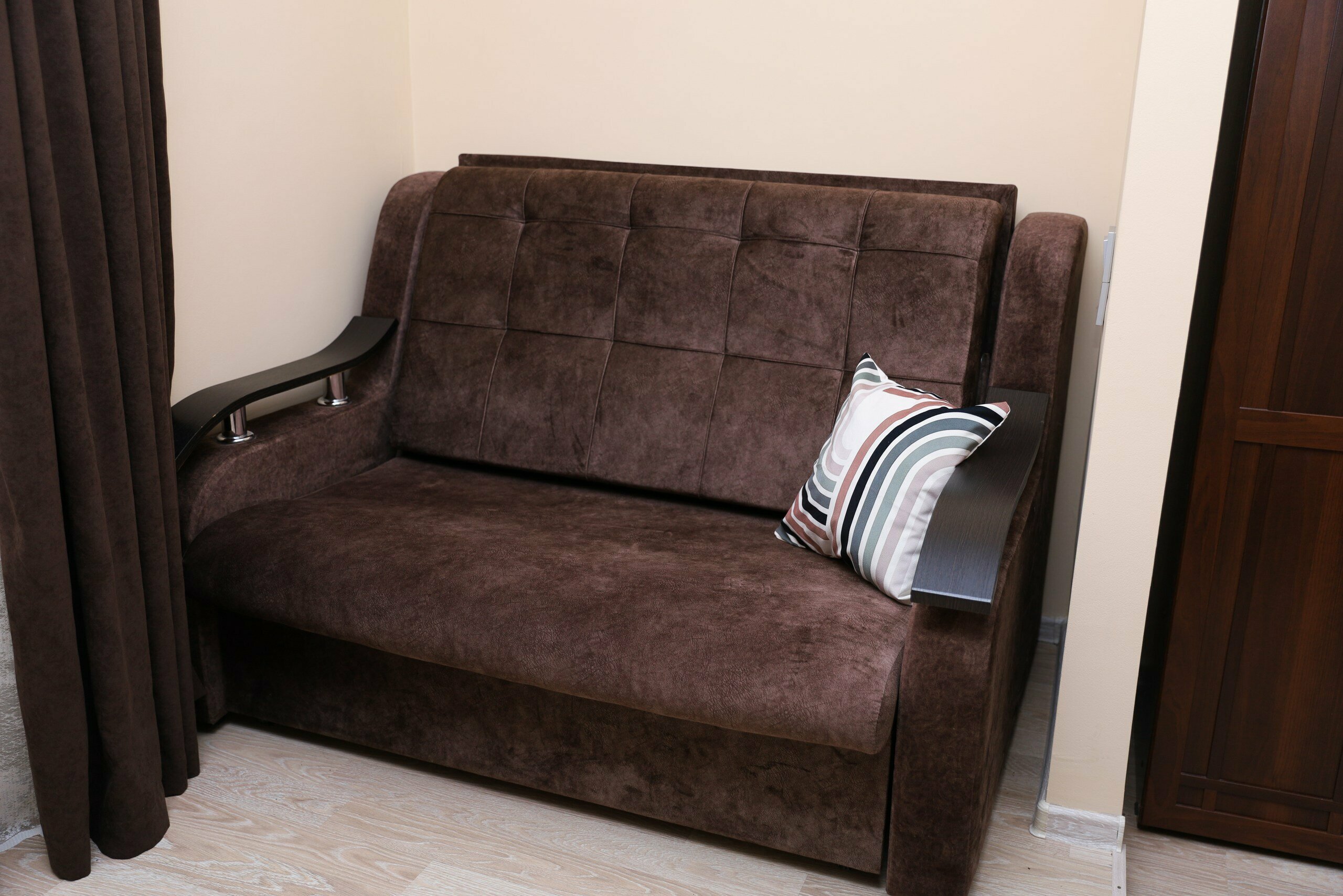 Улучшенный трехместный номер