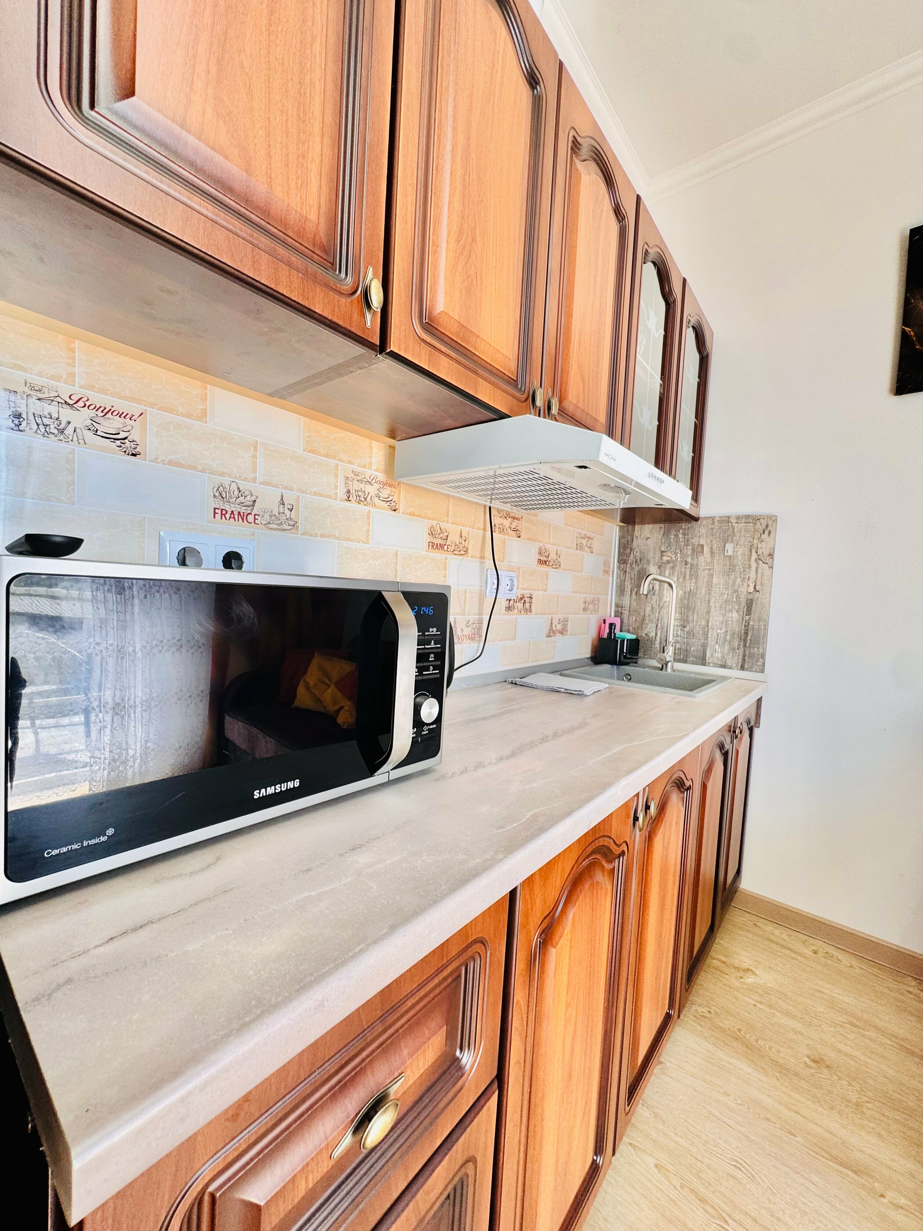 апартаменты с балконом  и спальней