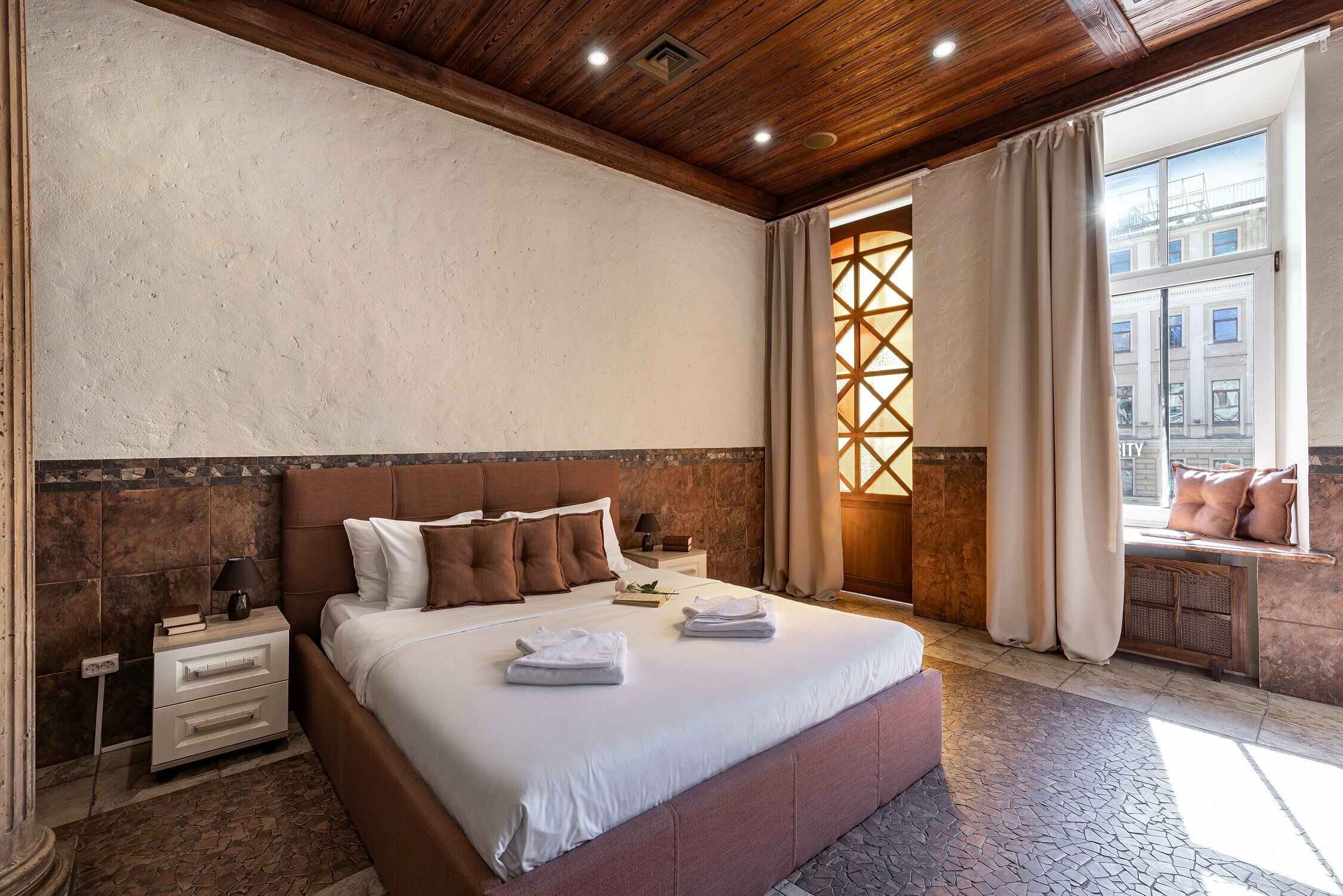 Делюкс с видом на Невский проспект №2