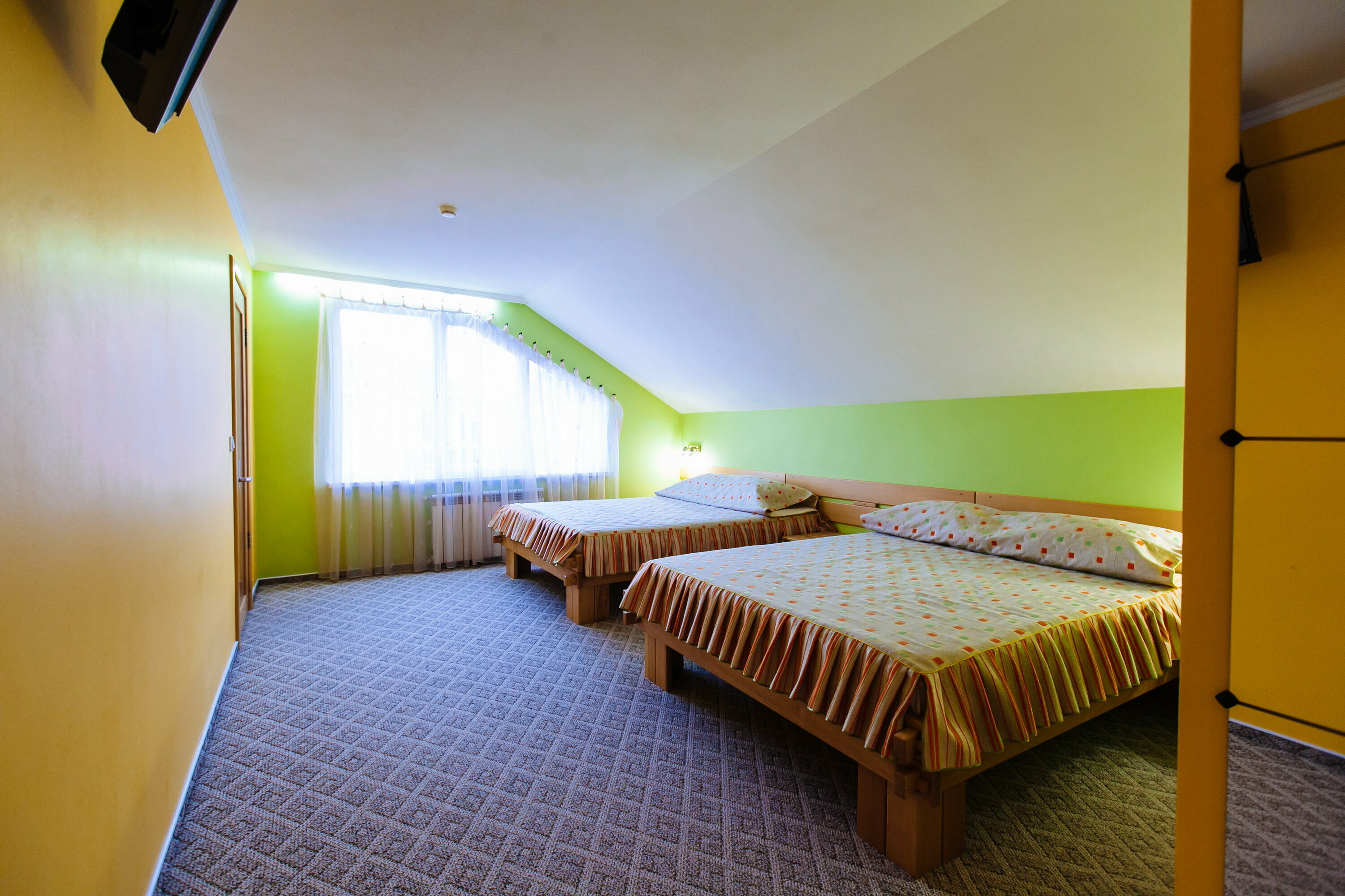 Семейный полулюкс