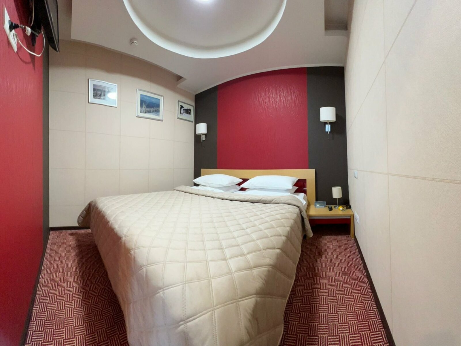 Полулюкс с балконом