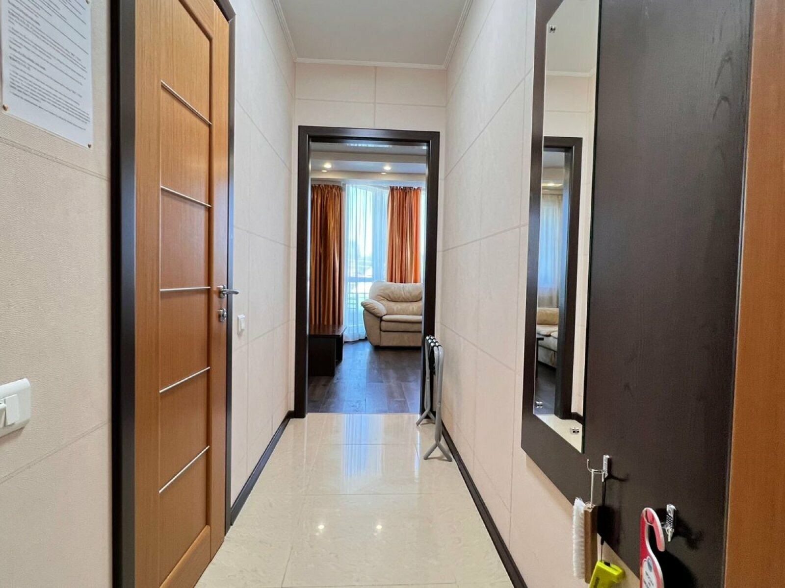 Полулюкс с балконом