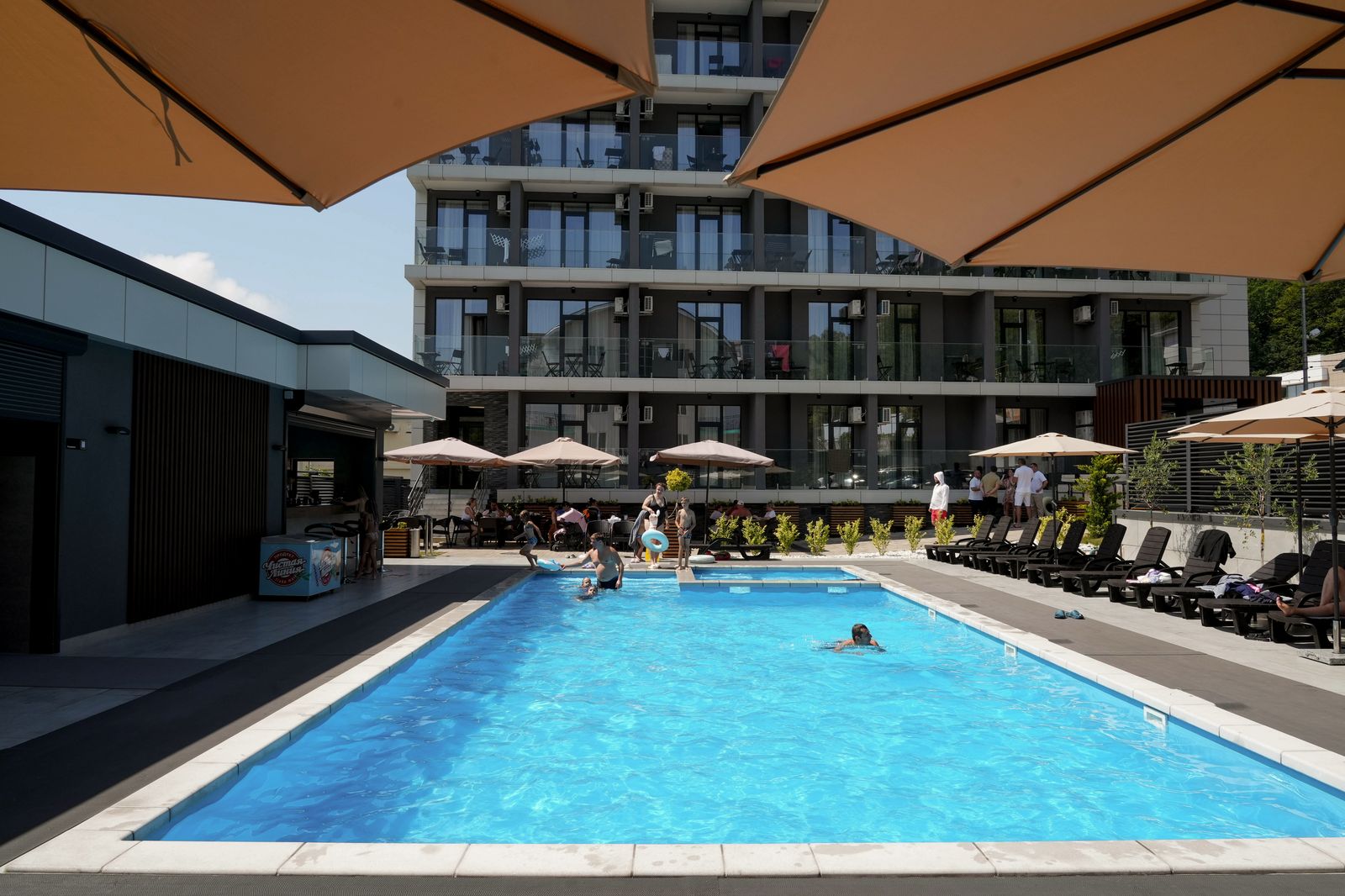 Студия вид на бассейн / Studio Pool View