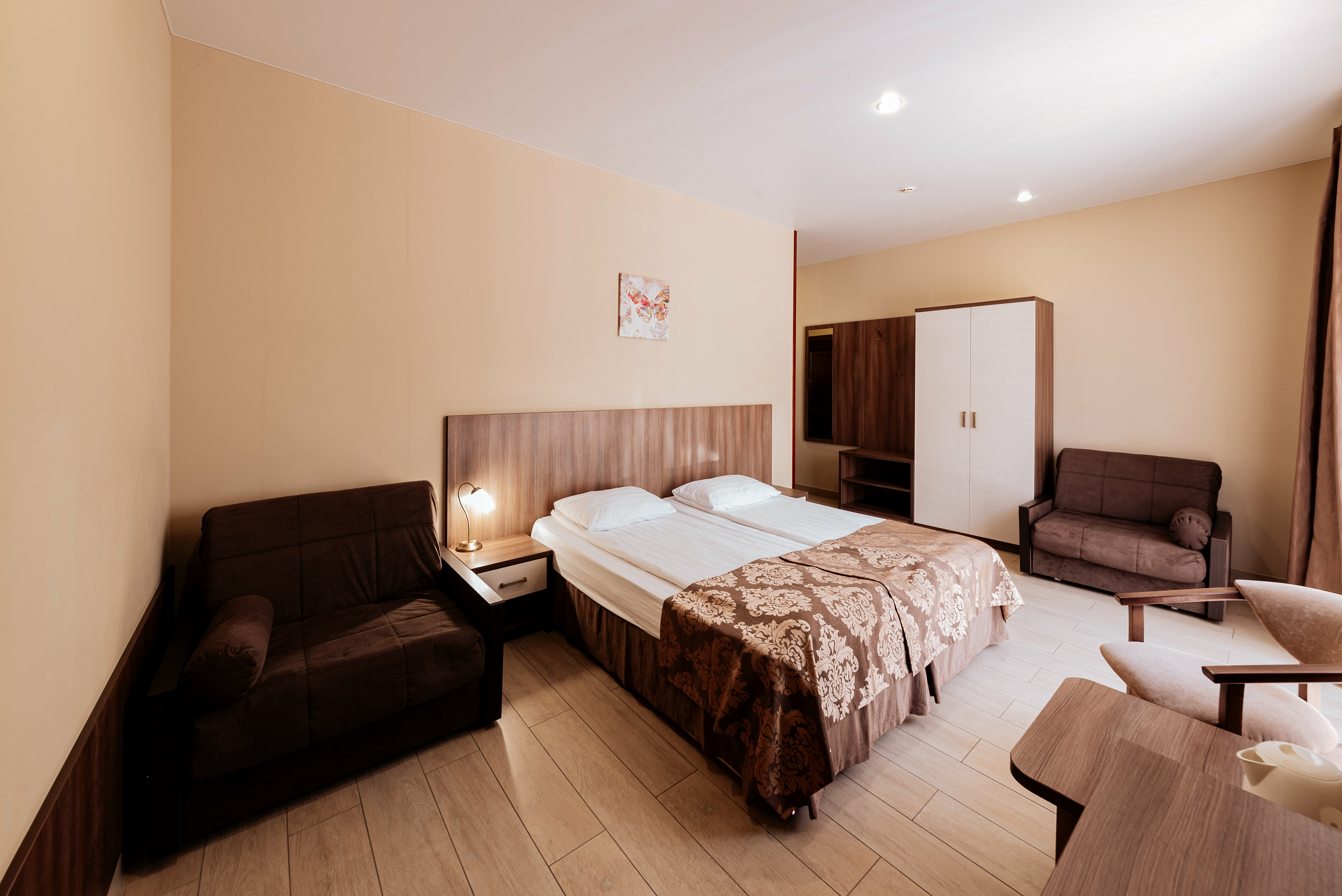 Стандартный двухместный номер с 1 кроватью или 2 отдельными кроватями и балконом