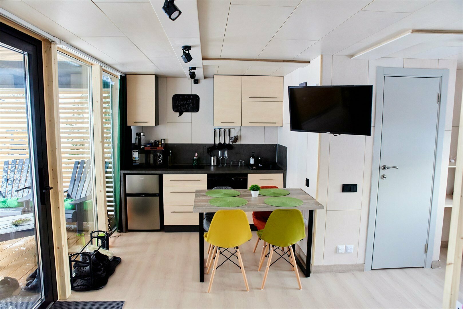 Домик-студия