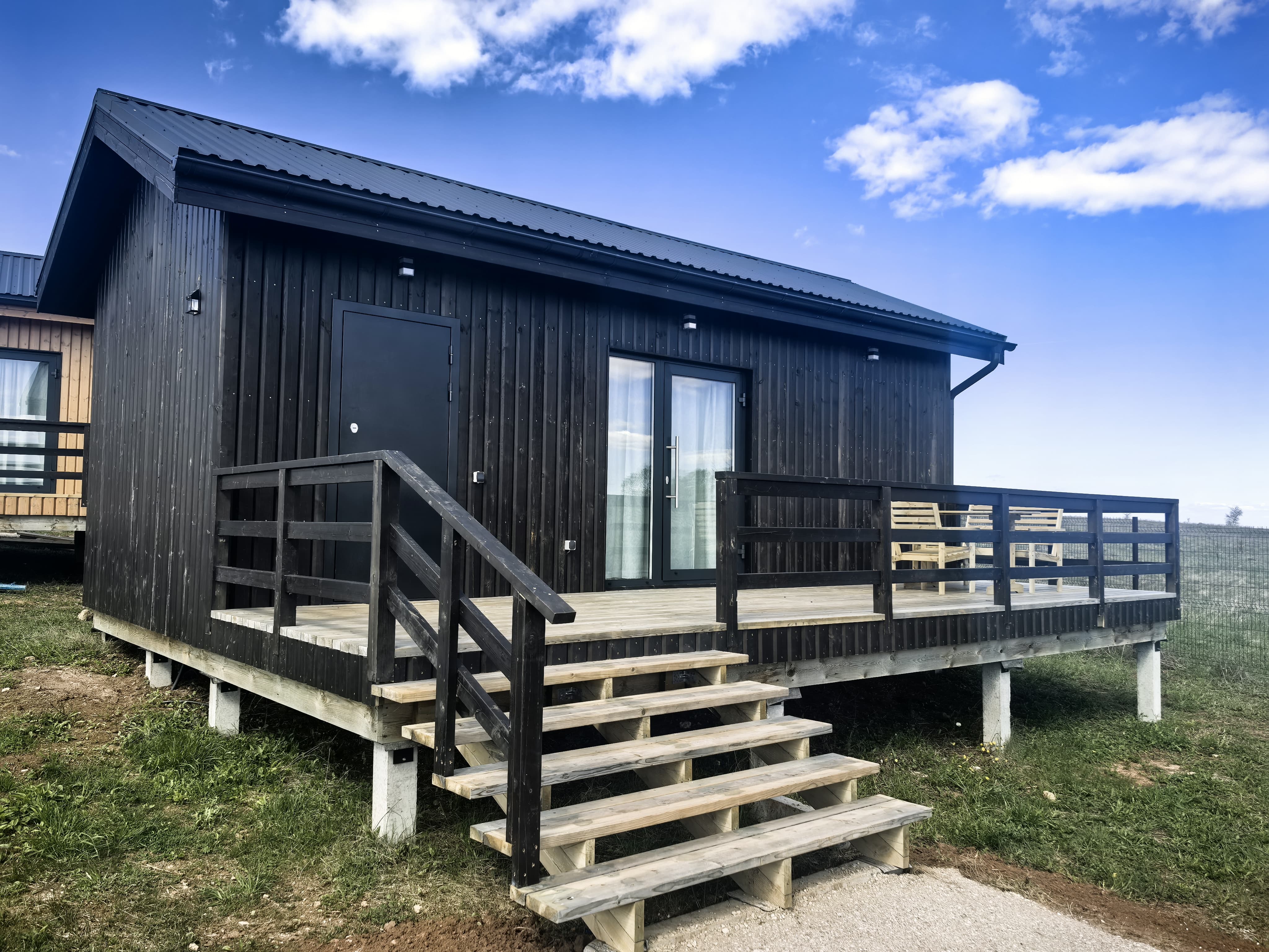 Трехместный номер с террасой