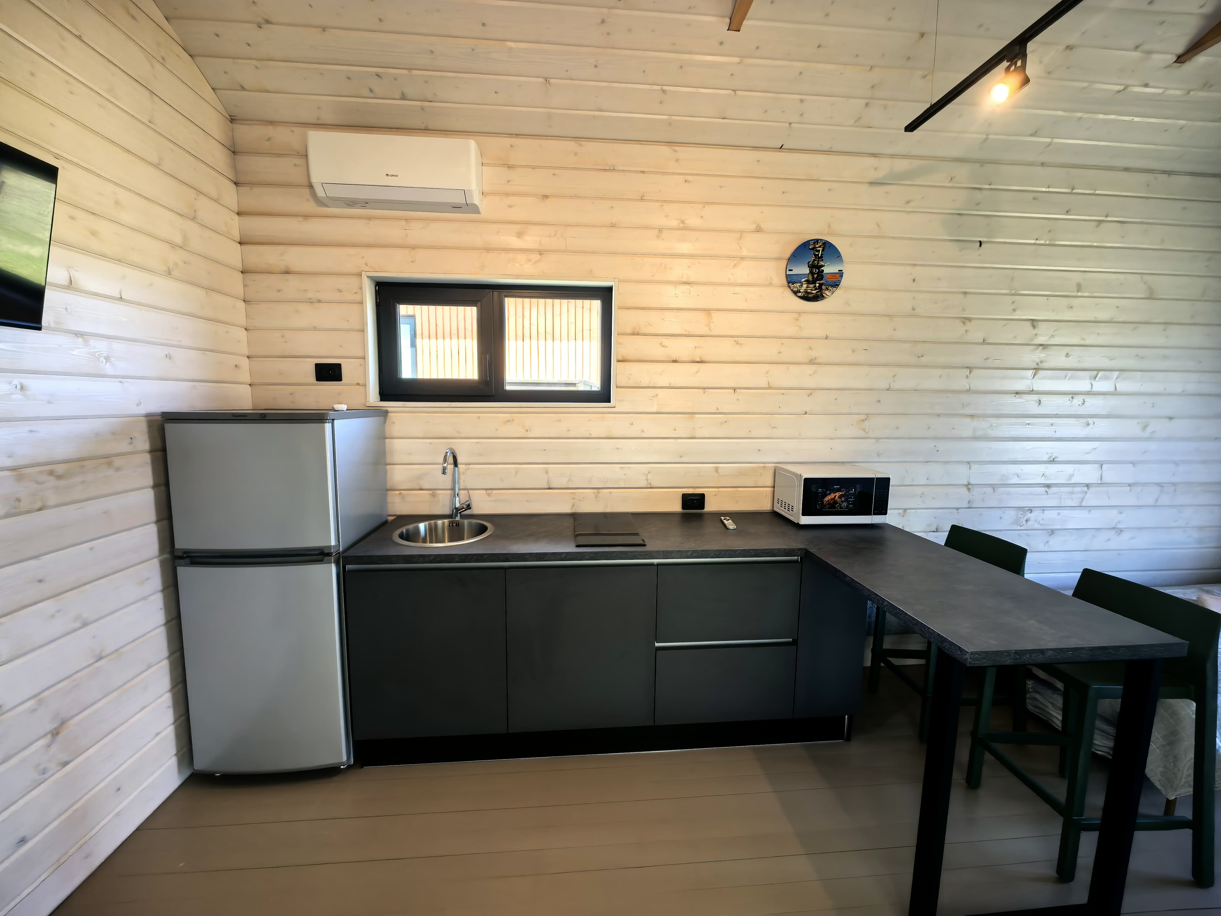 Трехместный номер с террасой