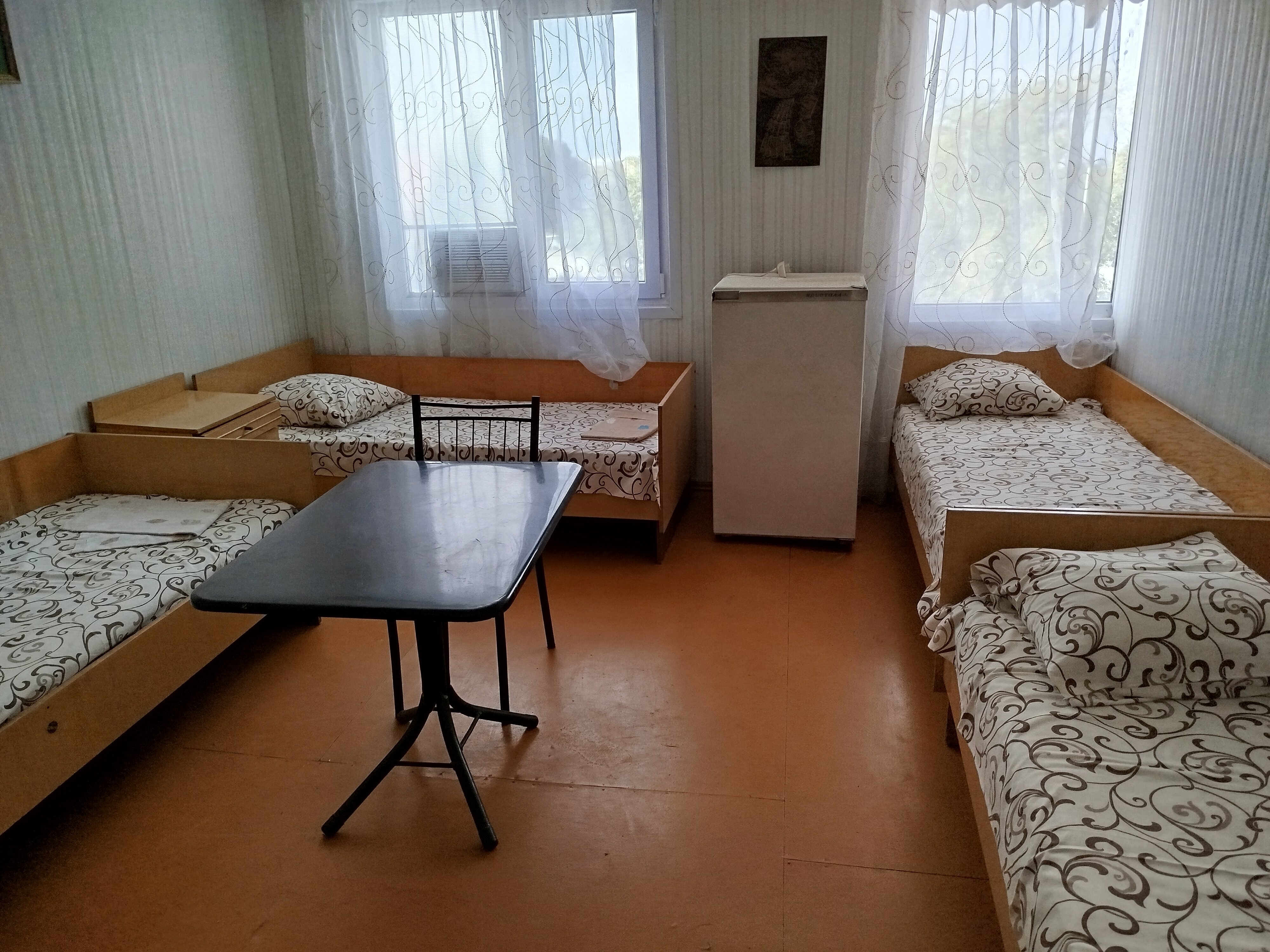 Четырехместный номер эконом-класса