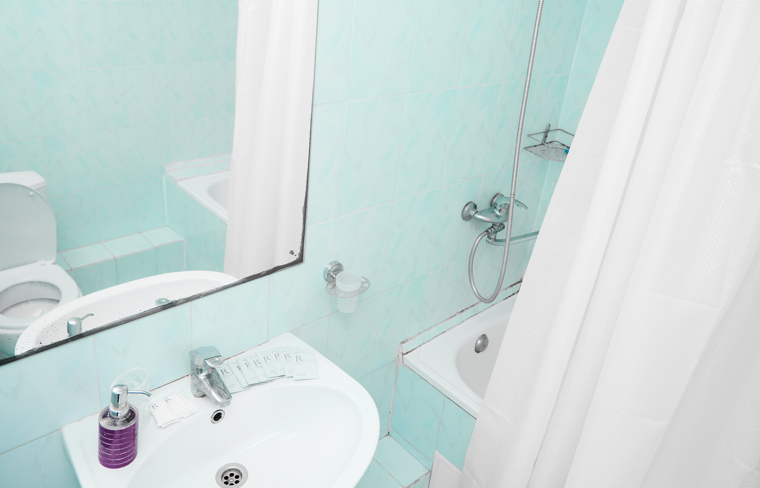 Четырехместный полулюкс с видом во двор