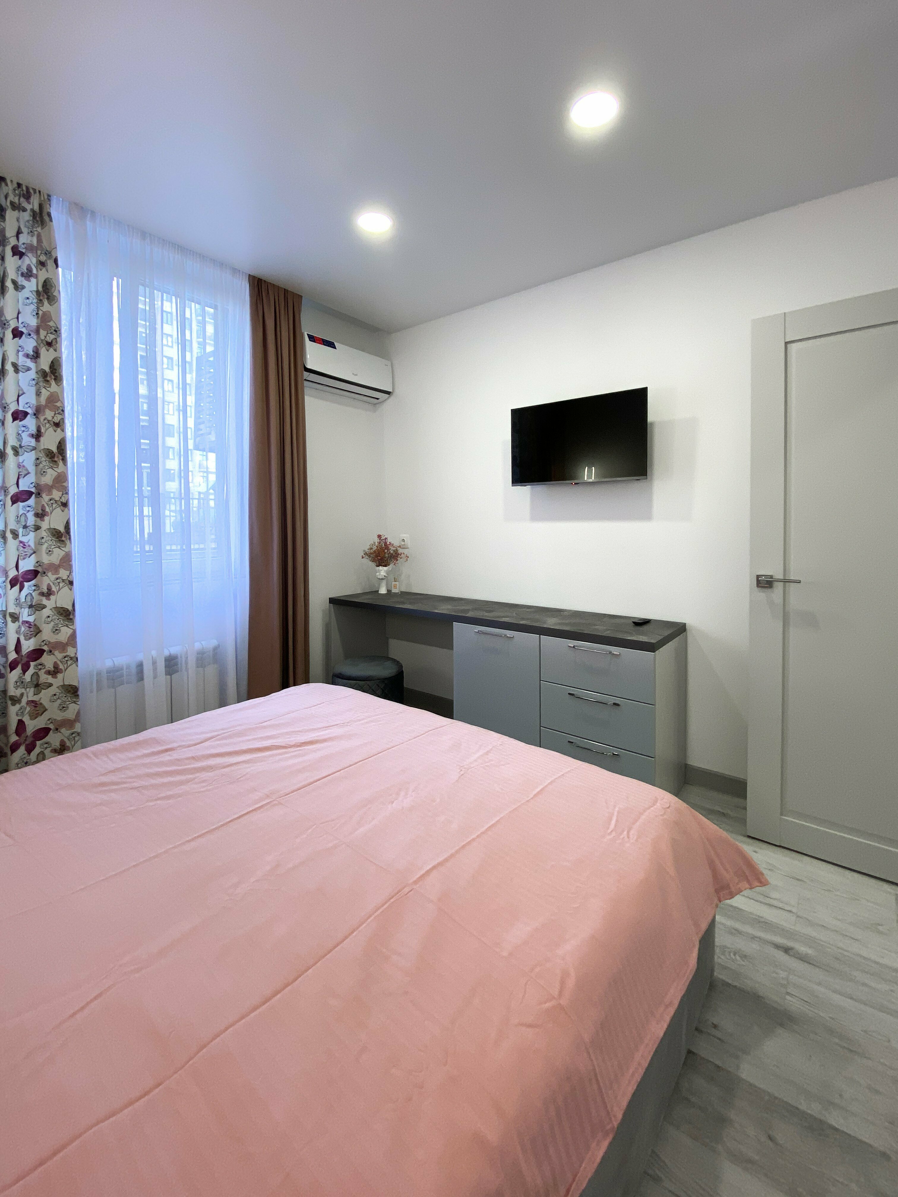 Cемейный номер с собственной ванной комнатой