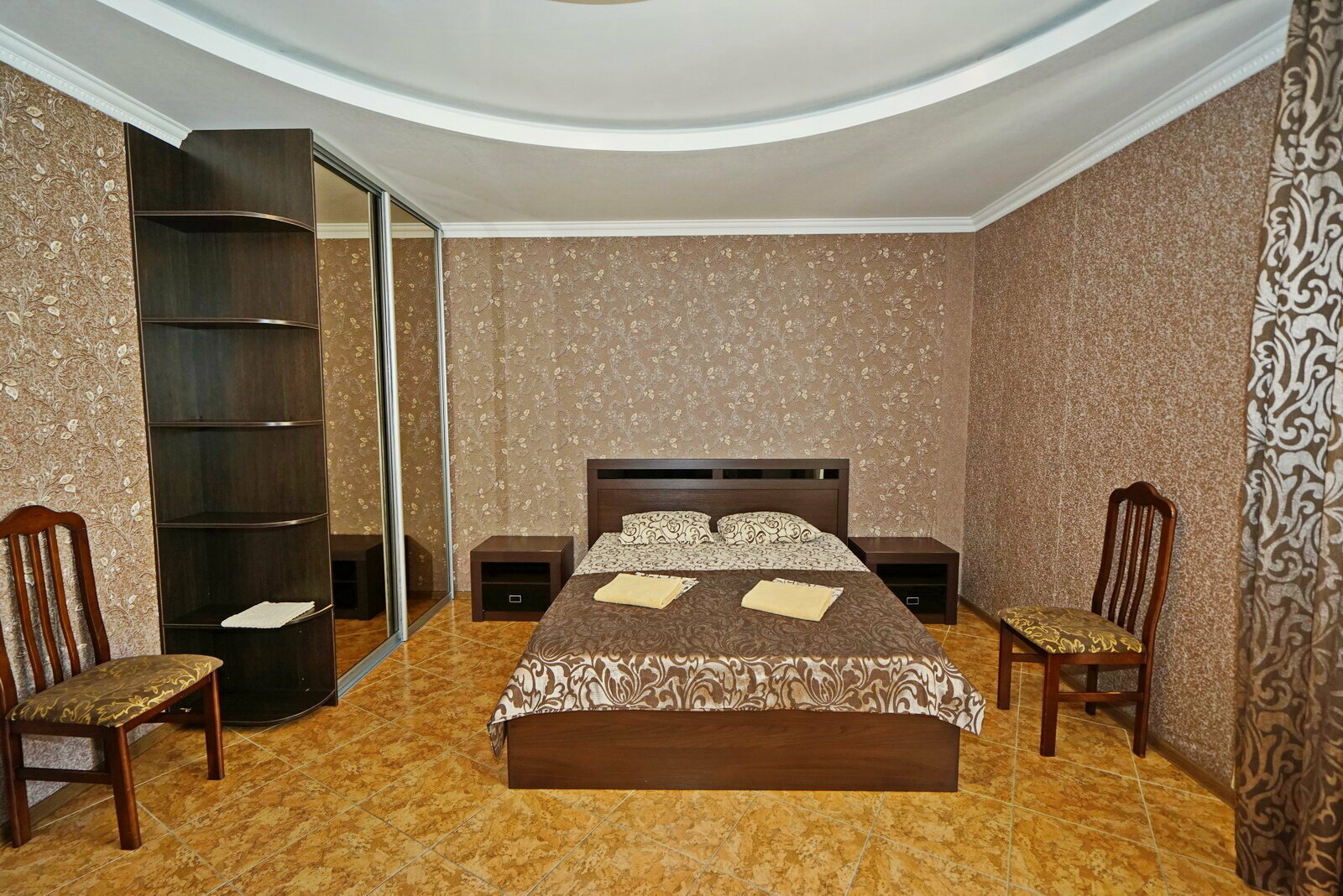 Трехместный номер с балконом