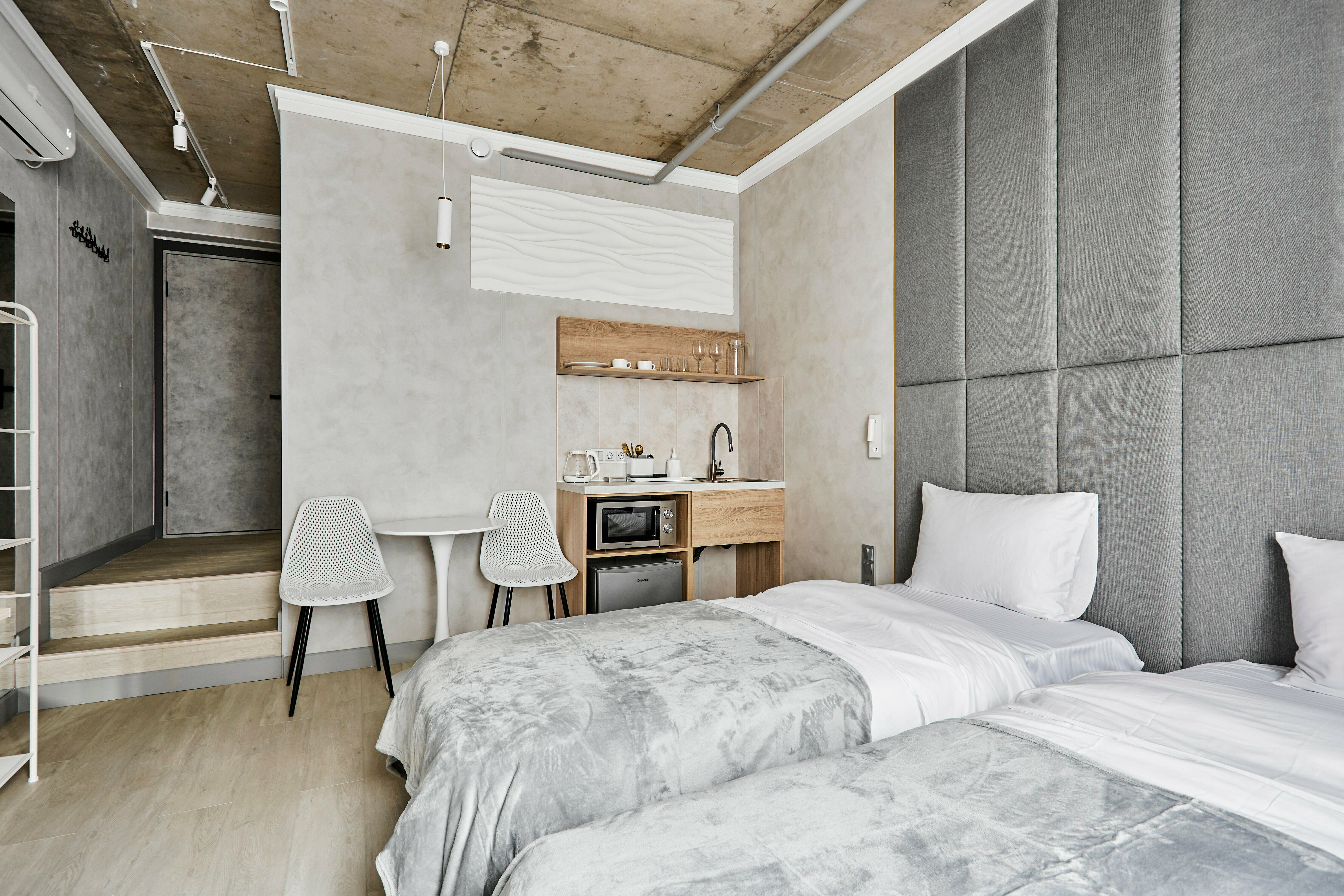 Улучшенный двухместный номер с 2 отдельными кроватями