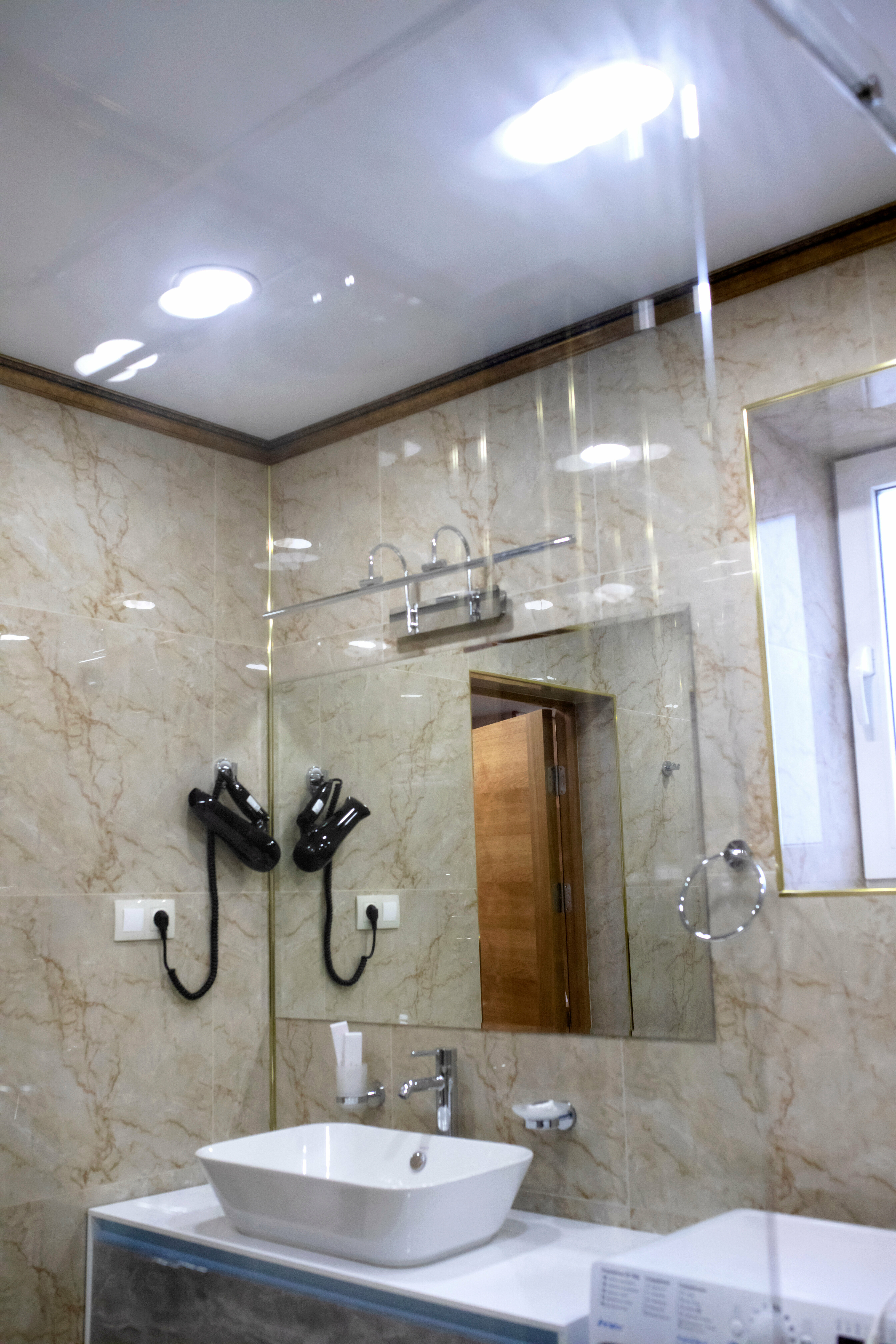 Трехместный номер с видом на сад