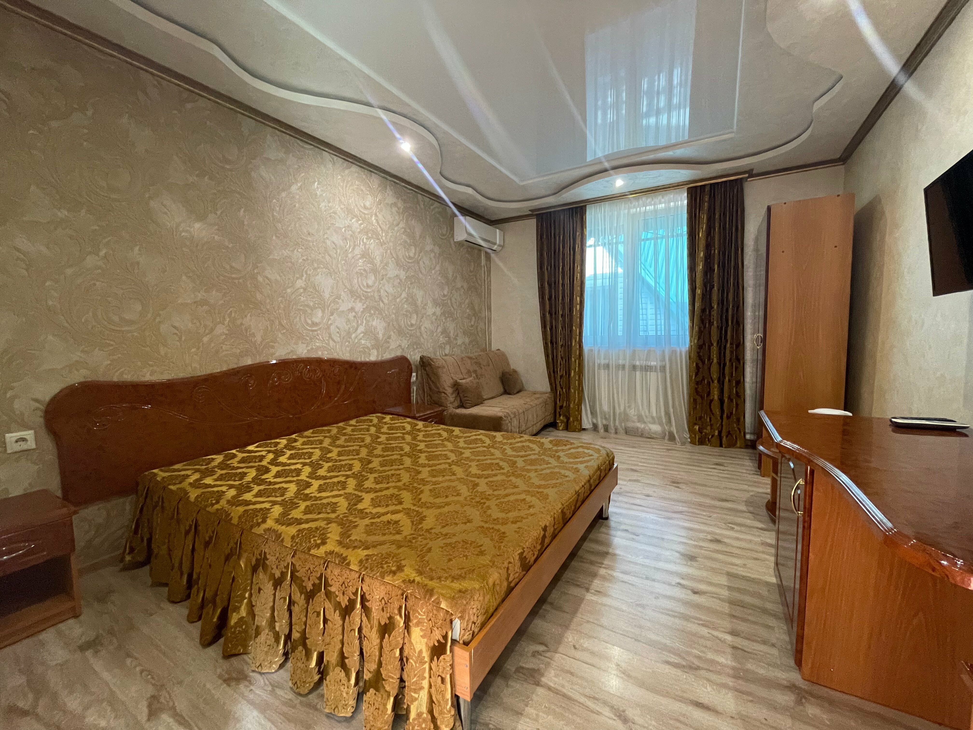 Четырехместная комната (душ и туалет на этаже)