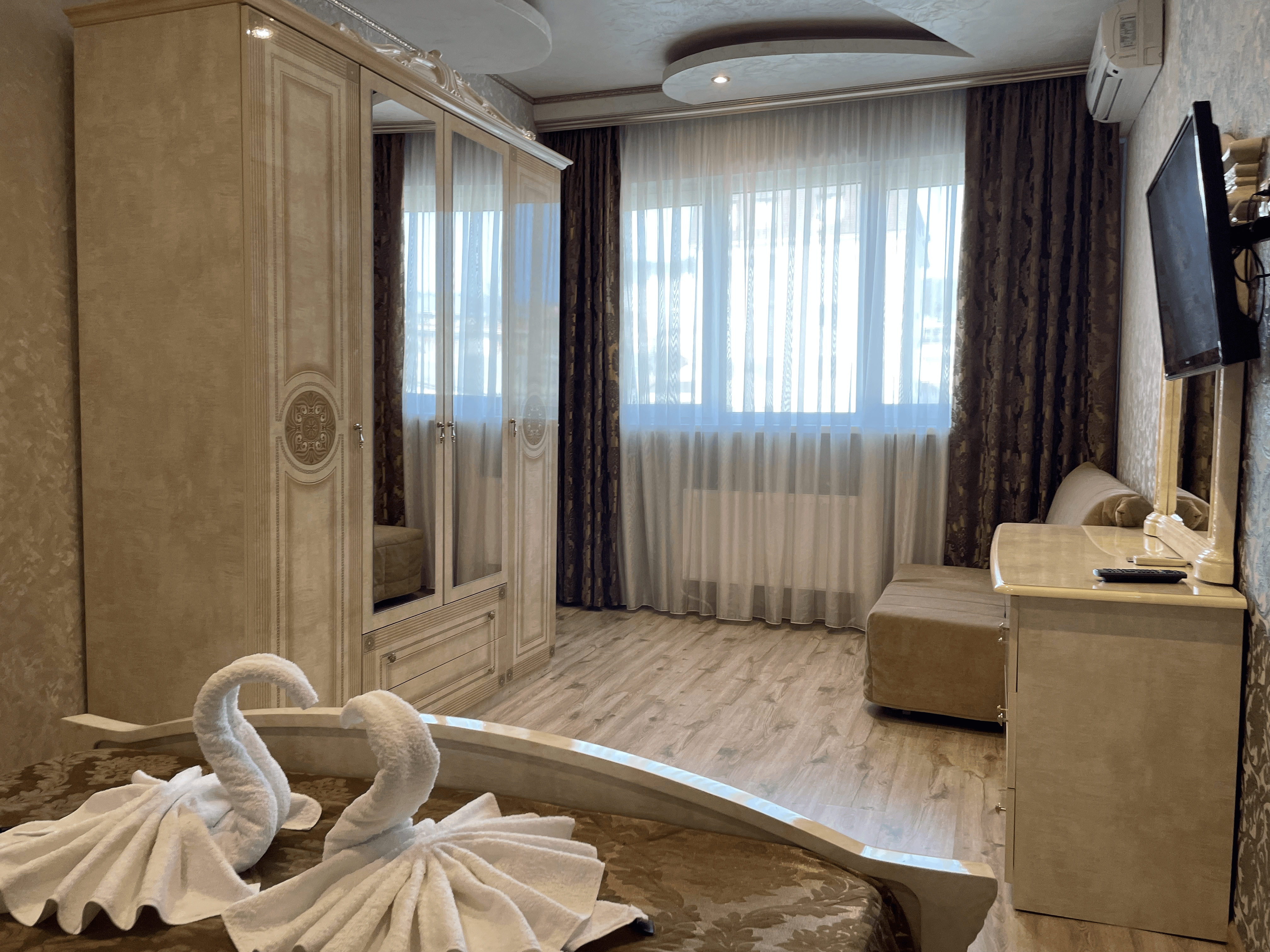 Комната с кухней