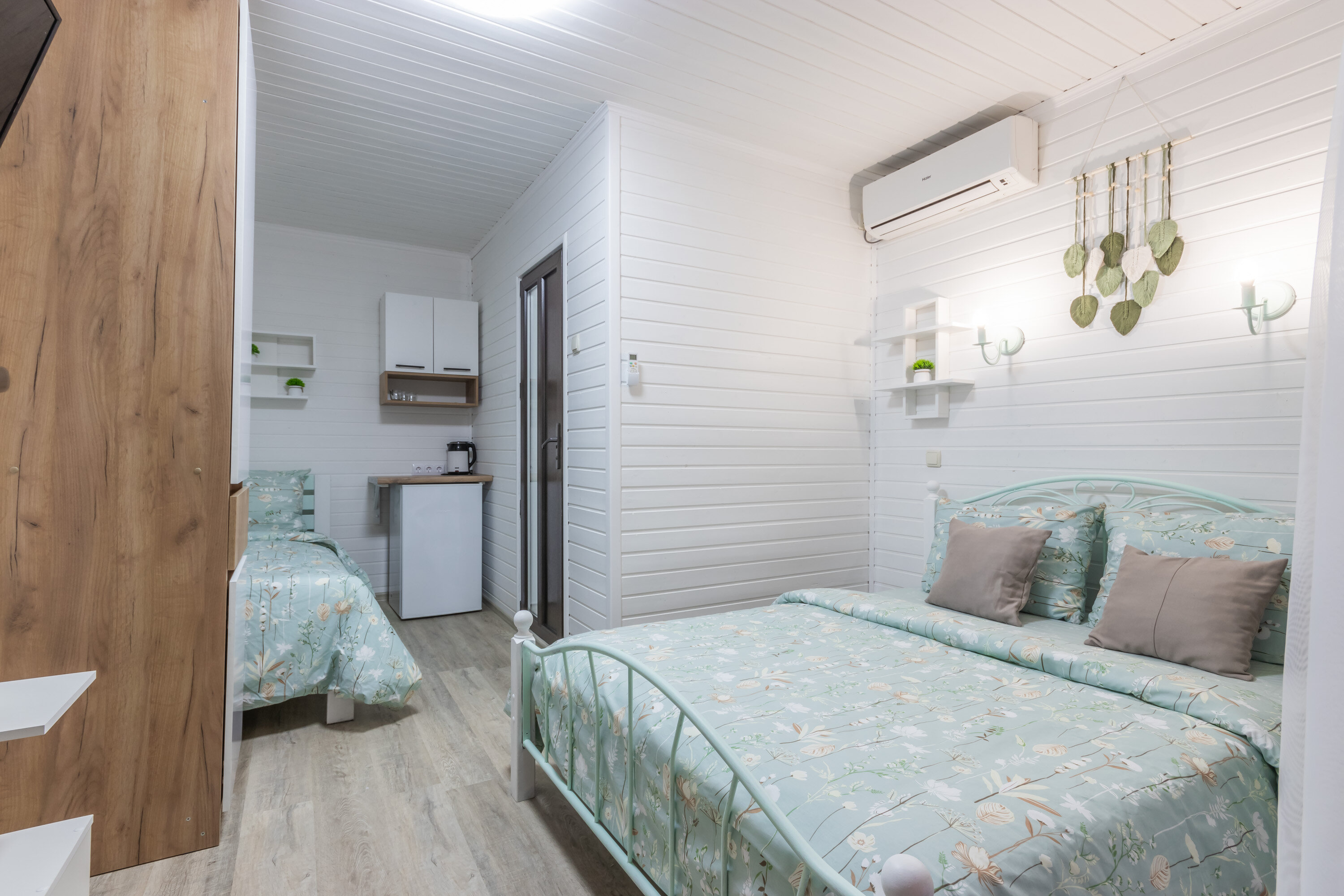 Трехместный семейный